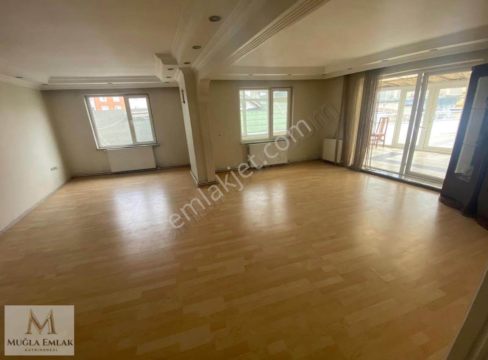 Muğla Emlaktan Gönenli Cami Yakını 120m 2+1 Teraslı Çatı Katı - Görsel 10