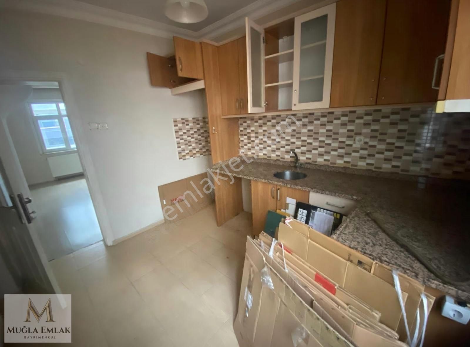 Muğla Emlaktan Kavaklı Sokakta 90m 2+1 Ferah Daire - Görsel 17