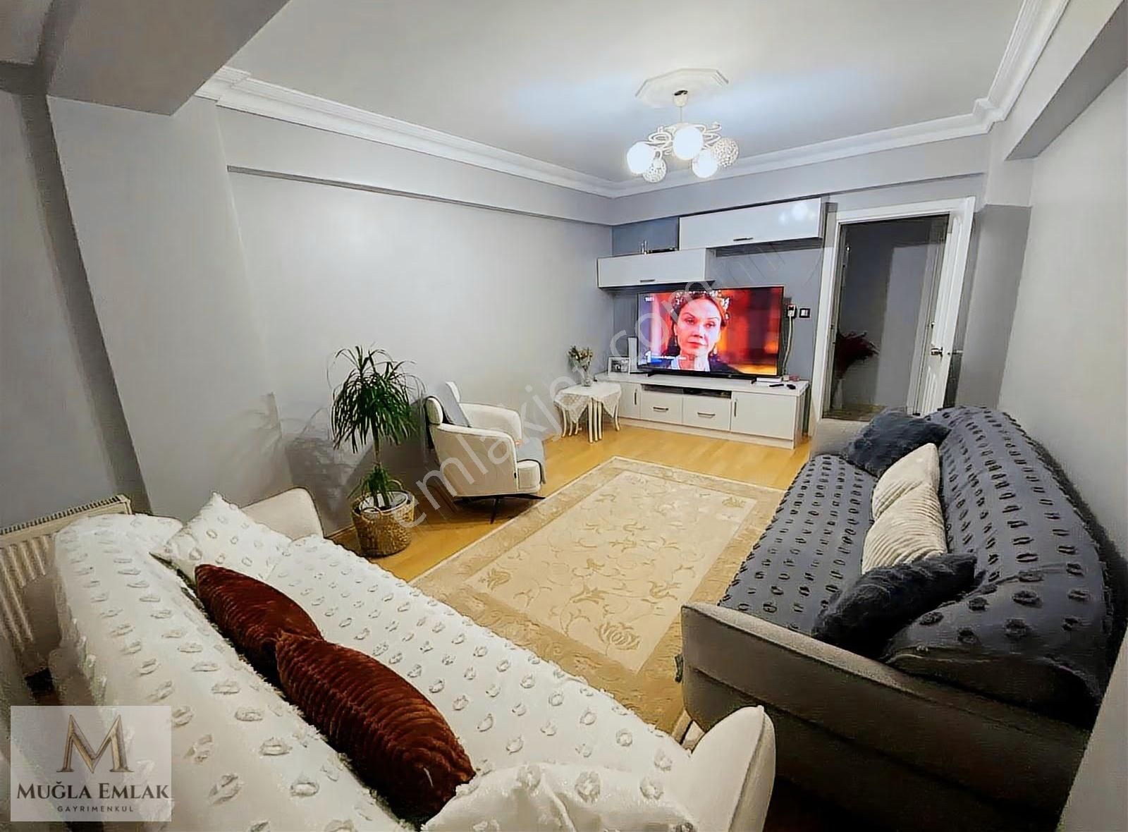 Muğla Emlaktan Gönenli Cami Yakını 90m 2+1 Masrafsız 2.kat Daire - Görsel 3