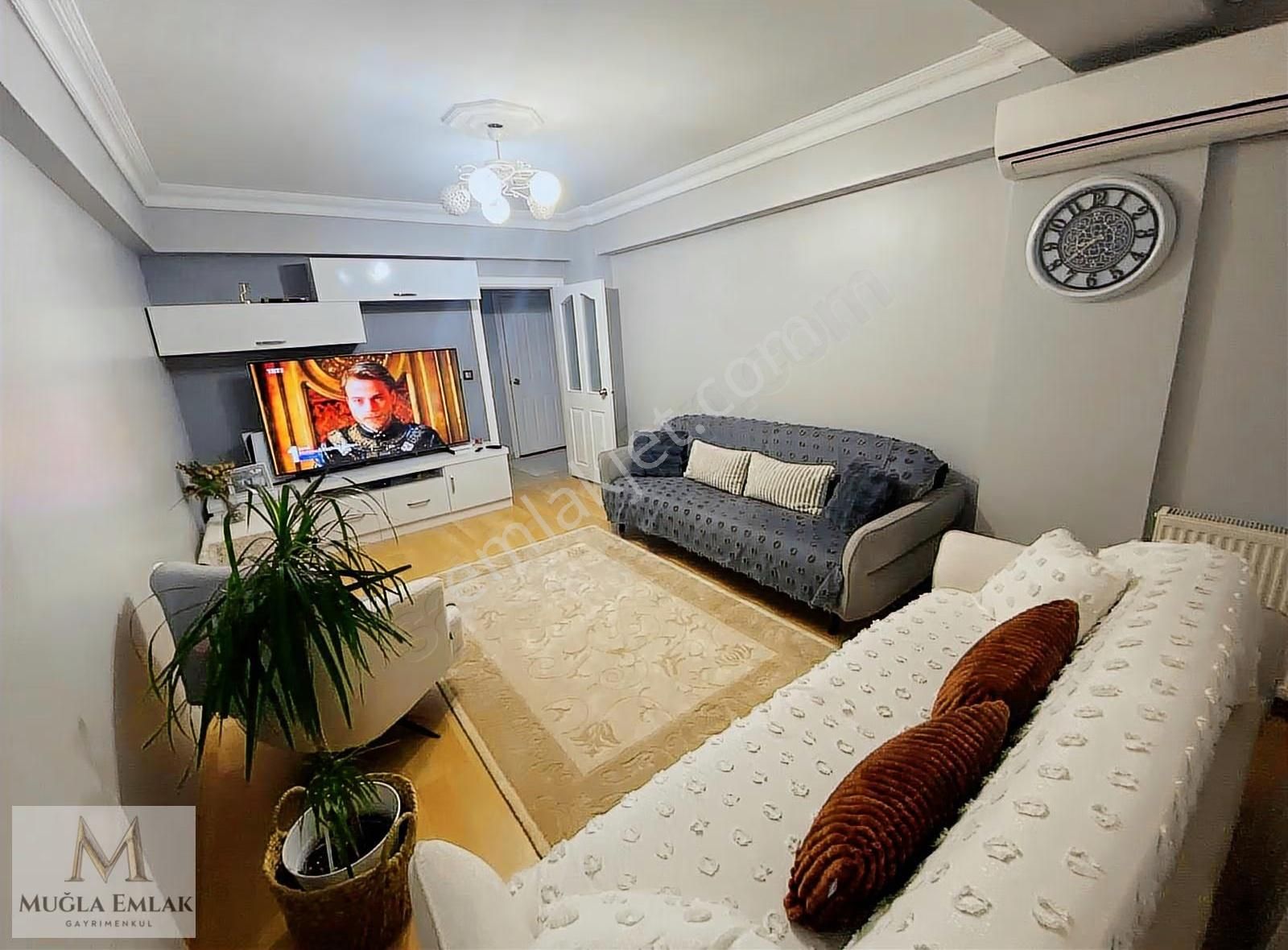 Muğla Emlaktan Gönenli Cami Yakını 90m 2+1 Masrafsız 2.kat Daire