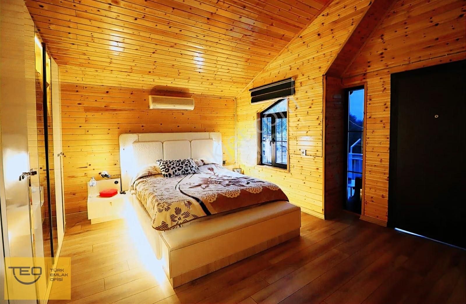 Türk Emlak'tan Satılık Arsa İçinde Şık Peyzajlı Müstakil Ev - Görsel 17