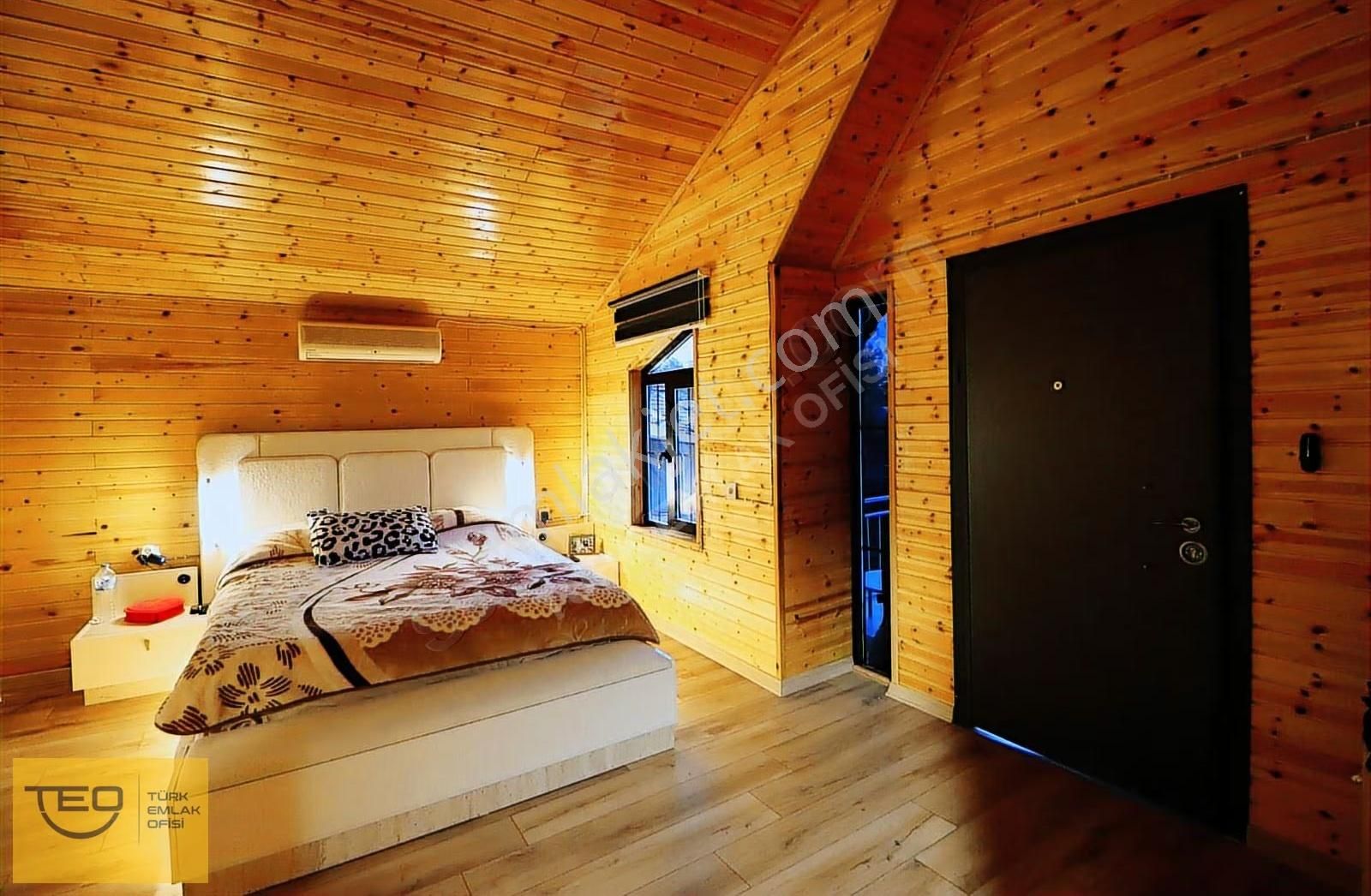 Türk Emlak'tan Satılık Arsa İçinde Şık Peyzajlı Müstakil Ev - Görsel 19