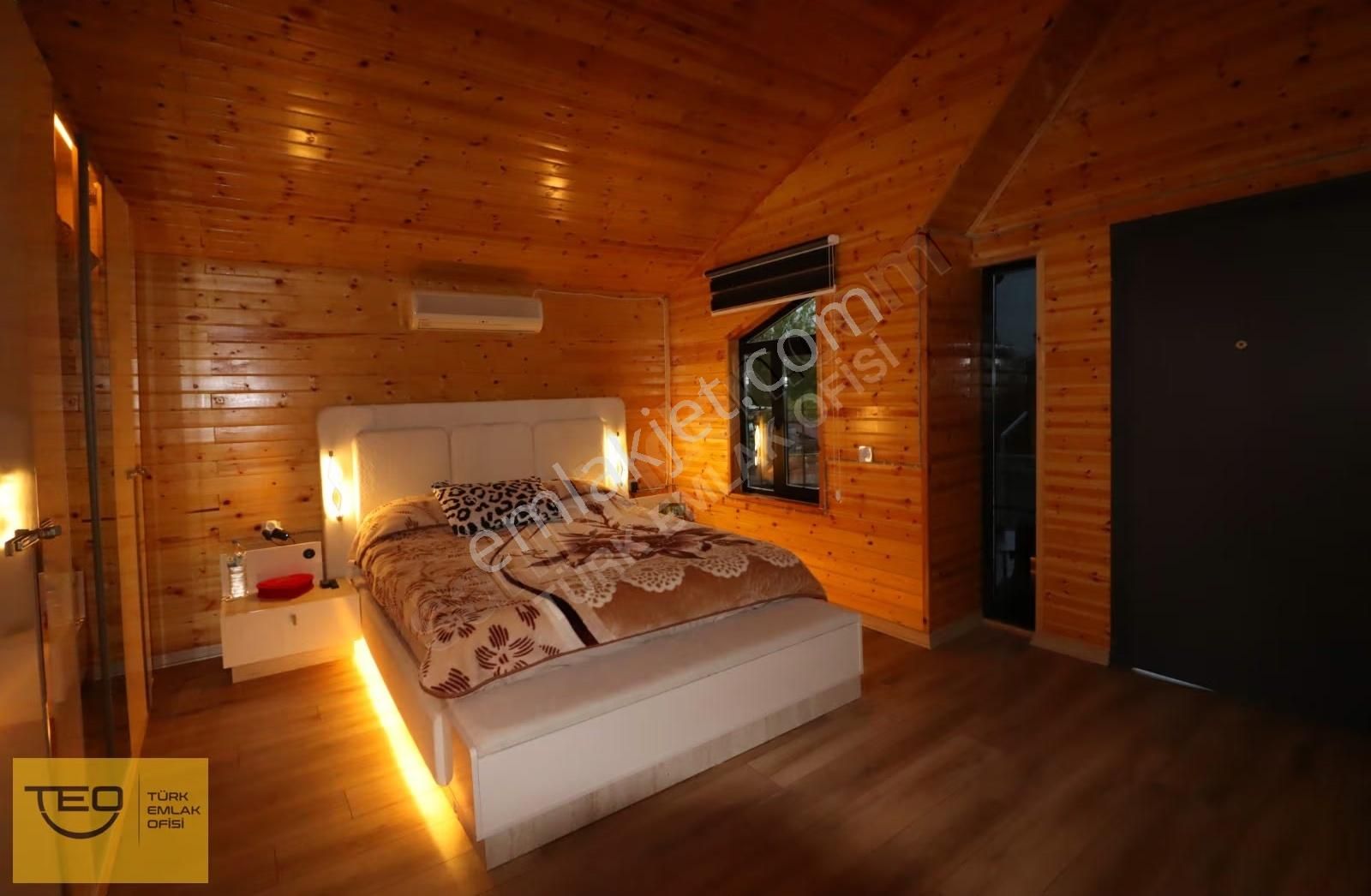 Türk Emlak'tan Satılık Arsa İçinde Şık Peyzajlı Müstakil Ev - Görsel 14