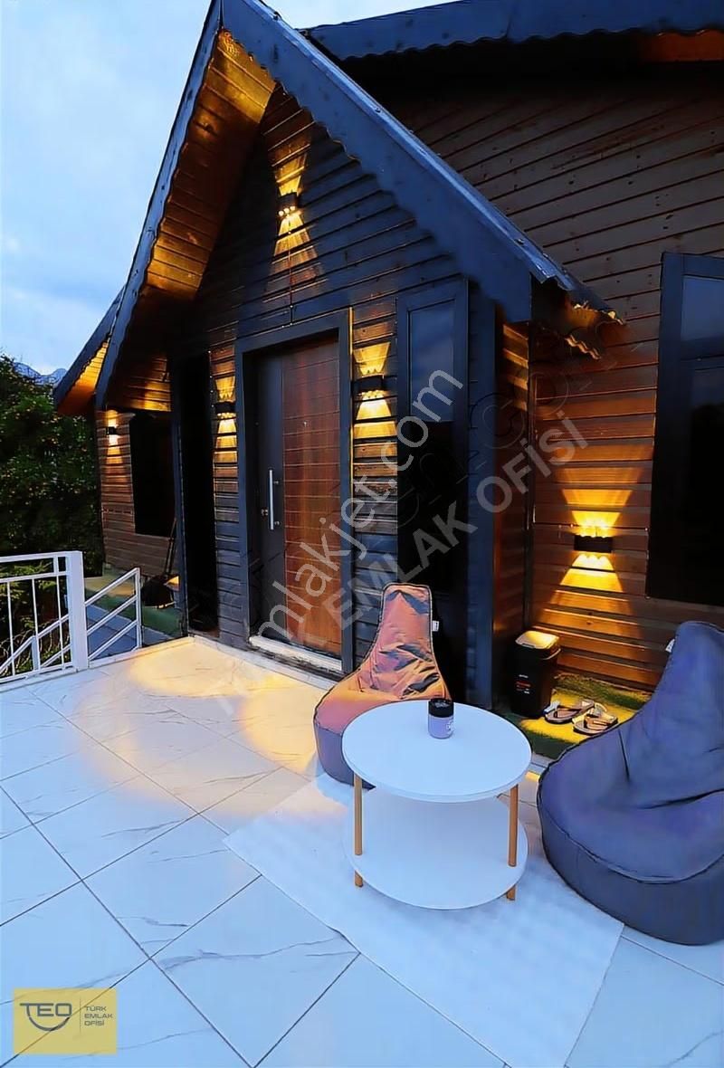 Türk Emlak'tan Satılık Arsa İçinde Şık Peyzajlı Müstakil Ev - Görsel 8