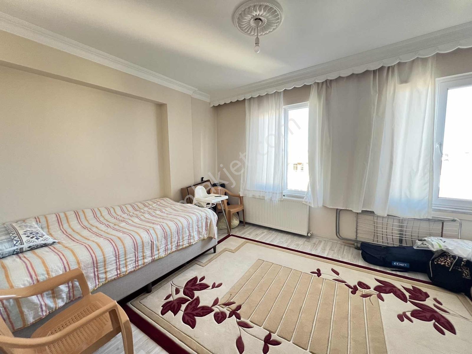 Ulaş Gayrimenkul Bahçelievler Mah.185m² 3+2asansörlü Satılık - Görsel 35