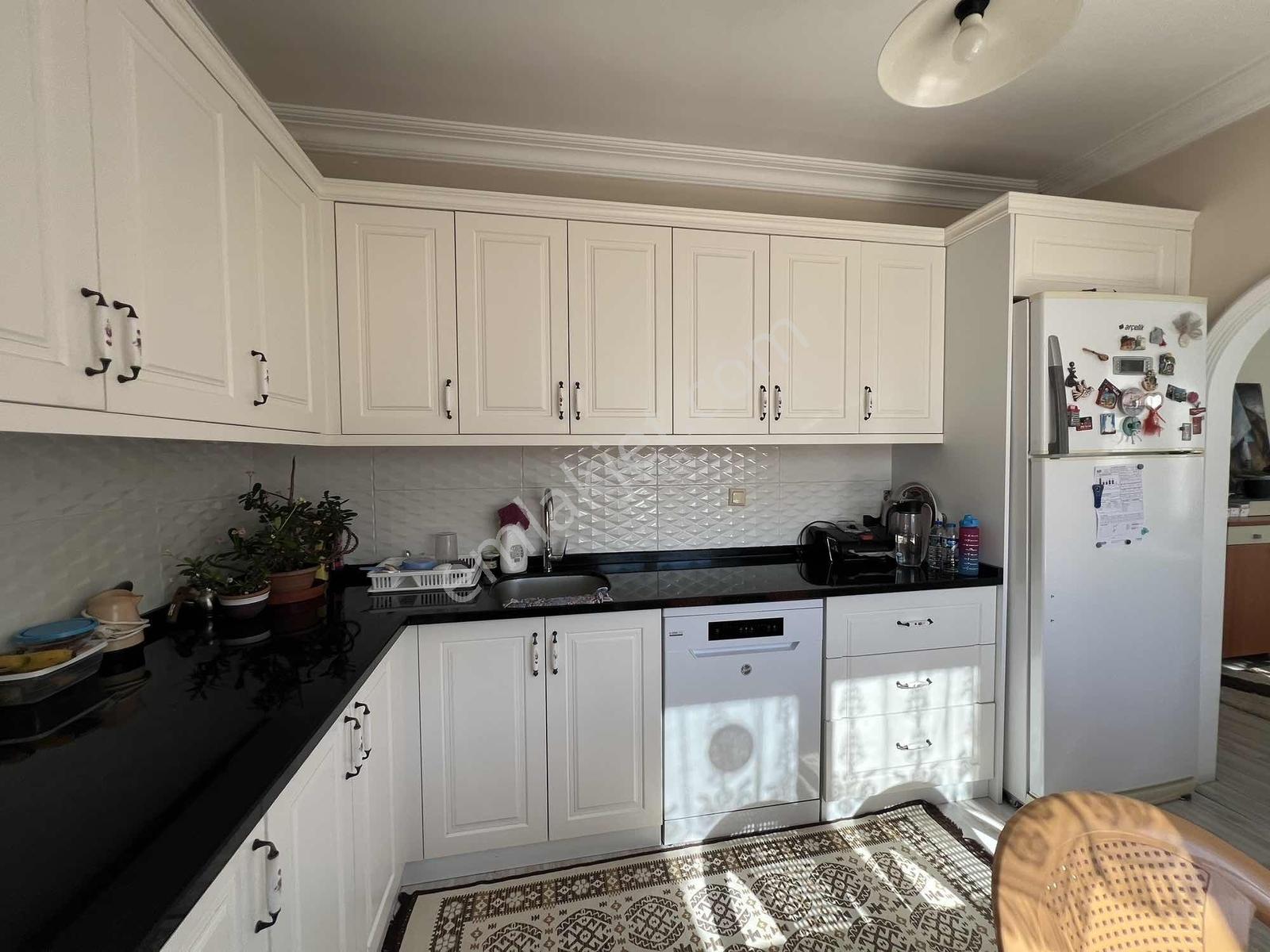 Ulaş Gayrimenkul Bahçelievler Mah.185m² 3+2asansörlü Satılık - Görsel 14