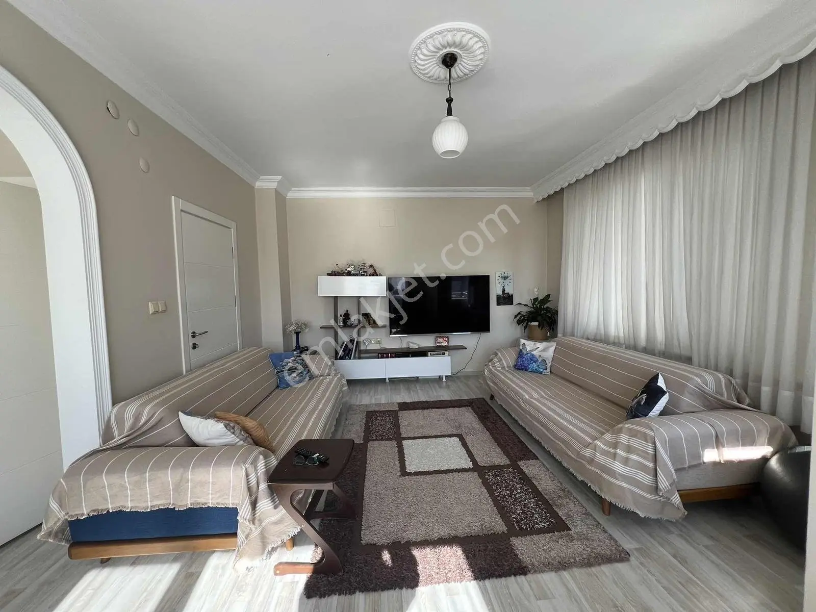 Ulaş Gayrimenkul Bahçelievler Mah.185m² 3+2asansörlü Satılık - Görsel 5