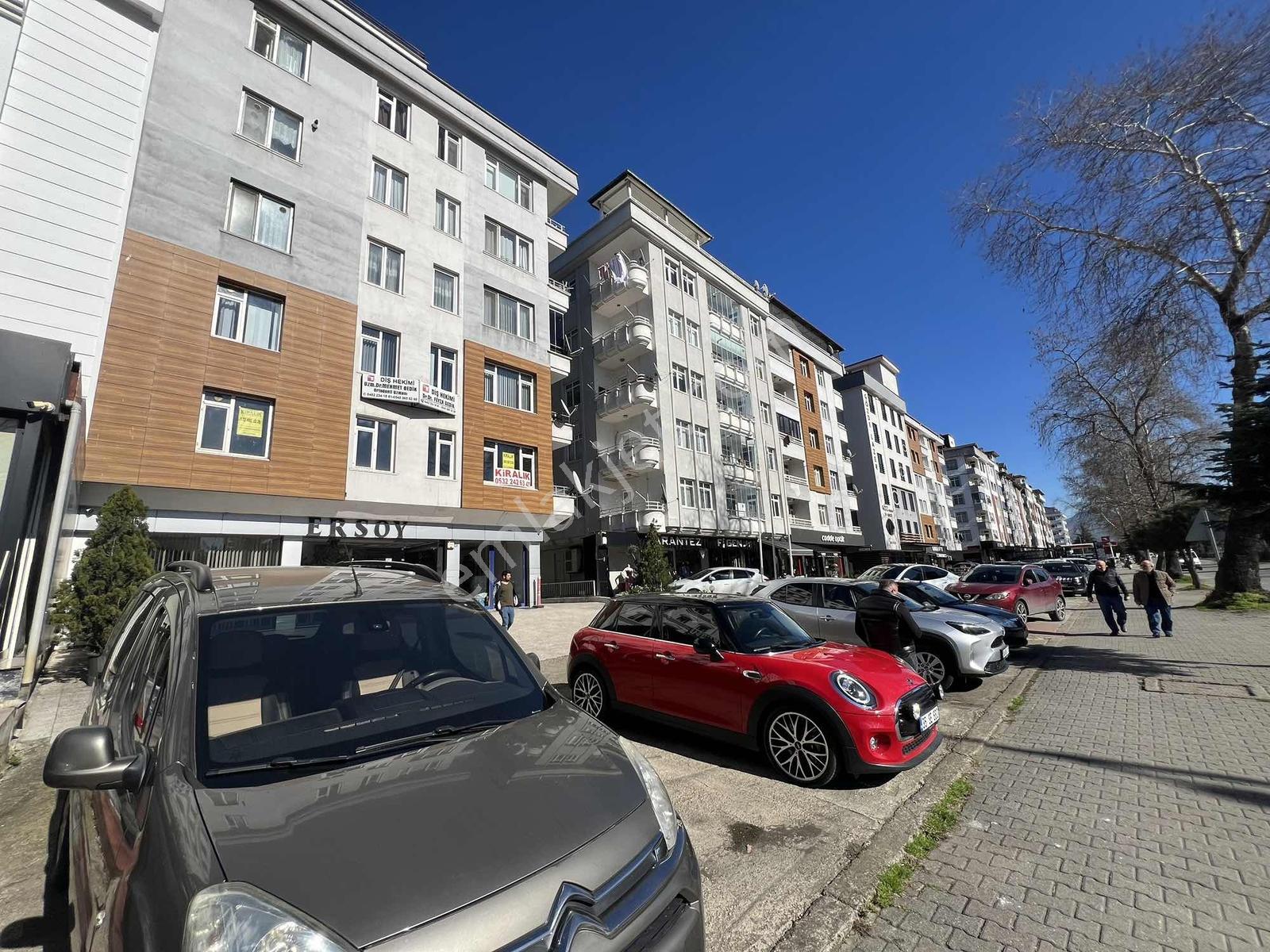 Ulaş Gayrimenkul Bahçelievler Mah.185m² 3+2asansörlü Satılık - Görsel 30