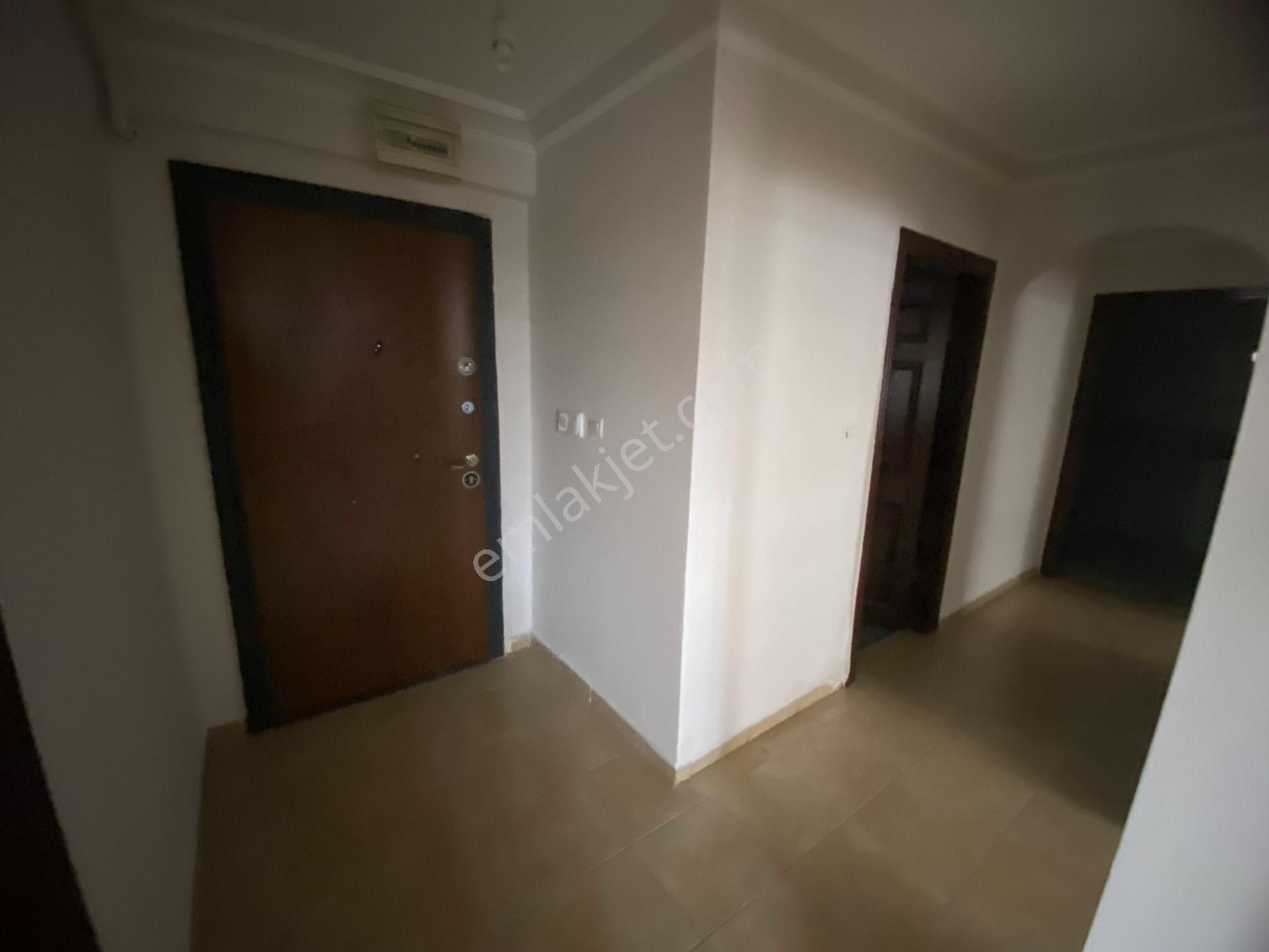 Sincan Pınarbaşı Mah. Köşe Başı 1.kat Asansörlü 135 M2 Satılık 3+1 Daire - Görsel 22