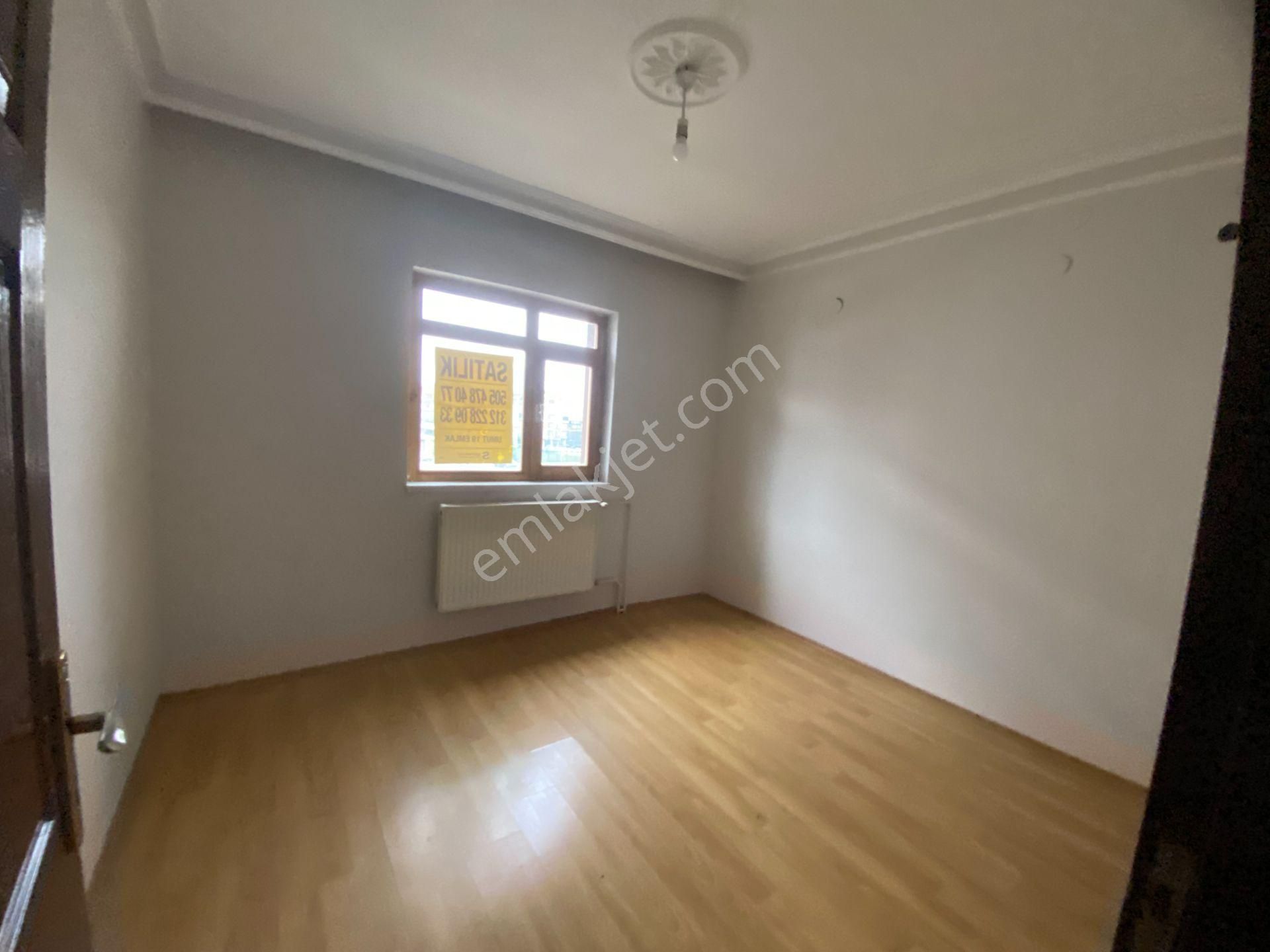 Sincan Pınarbaşı Mah. Köşe Başı 1.kat Asansörlü 135 M2 Satılık 3+1 Daire - Görsel 8
