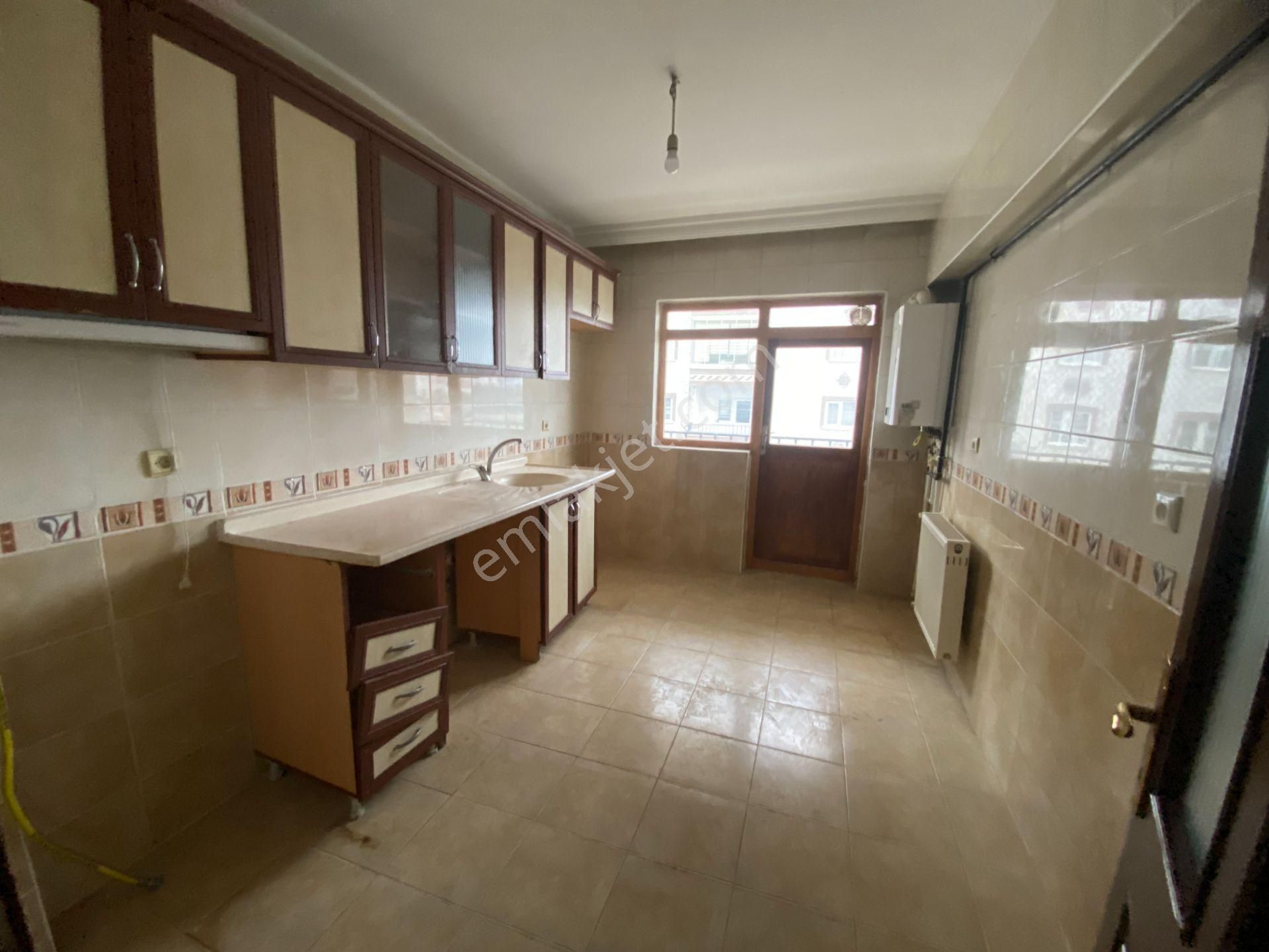 Sincan Pınarbaşı Mah. Köşe Başı 1.kat Asansörlü 135 M2 Satılık 3+1 Daire - Görsel 9