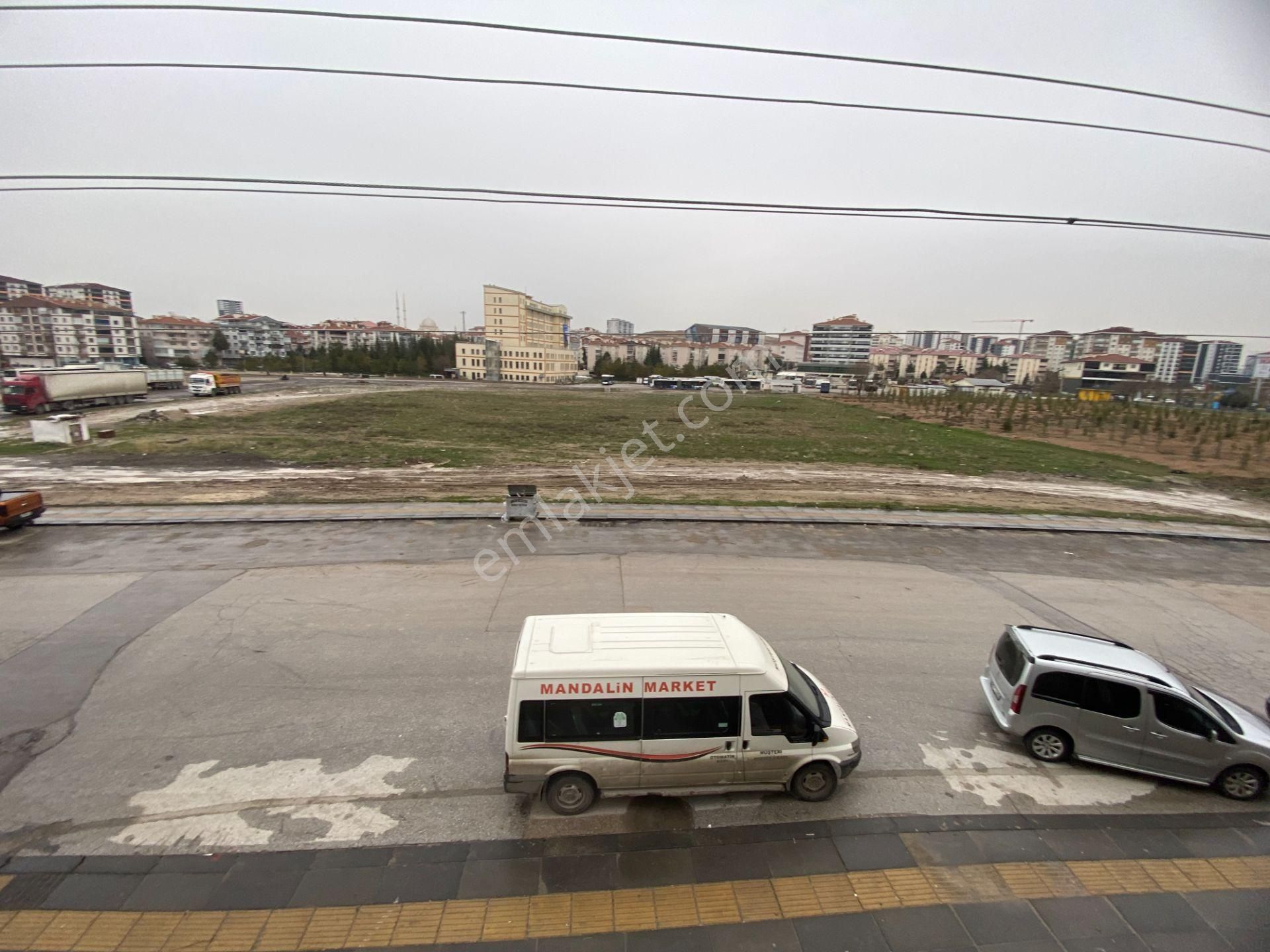 Sincan Pınarbaşı Mah. Köşe Başı 1.kat Asansörlü 135 M2 Satılık 3+1 Daire - Görsel 29