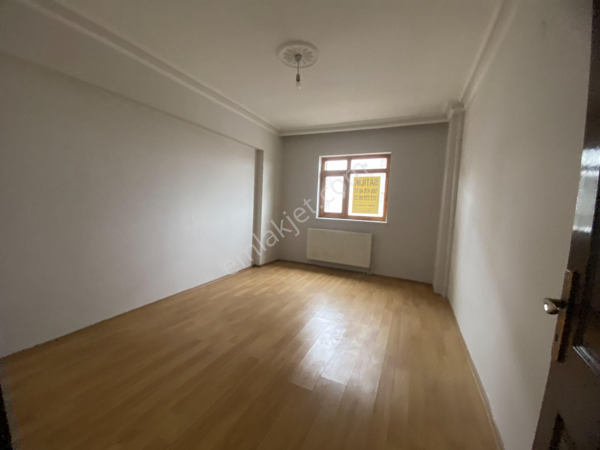Sincan Pınarbaşı Mah. Köşe Başı 1.kat Asansörlü 135 M2 Satılık 3+1 Daire - Görsel 7