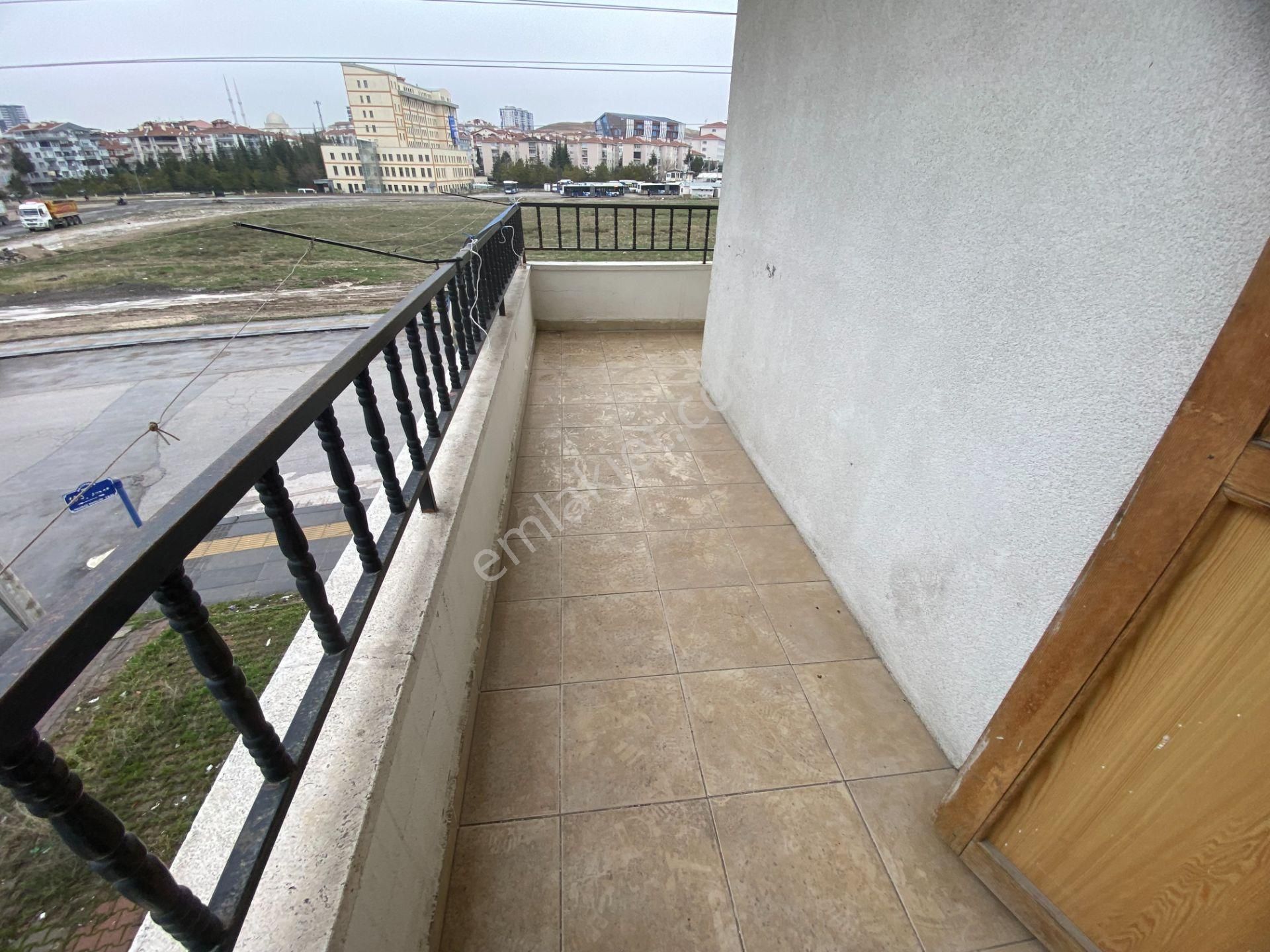 Sincan Pınarbaşı Mah. Köşe Başı 1.kat Asansörlü 135 M2 Satılık 3+1 Daire - Görsel 28