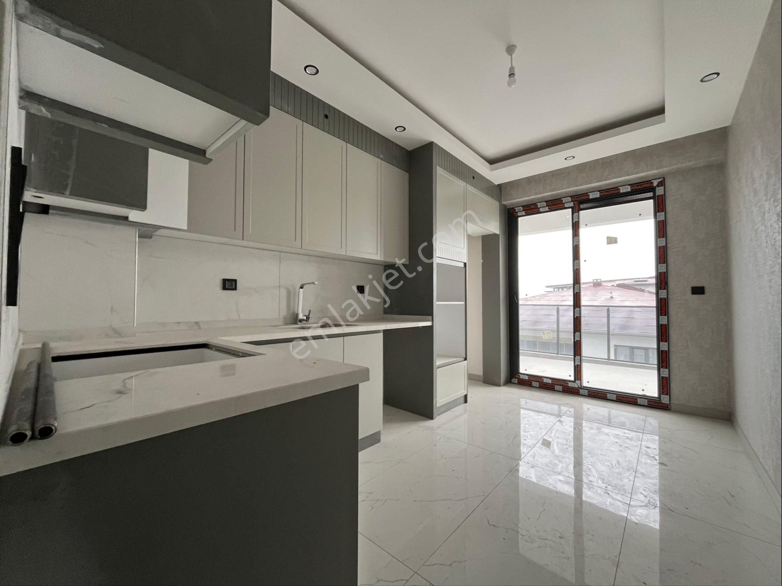 Doğal Yaşam Parkı Altında Satılık 3+1 Satılık Lüx Daire