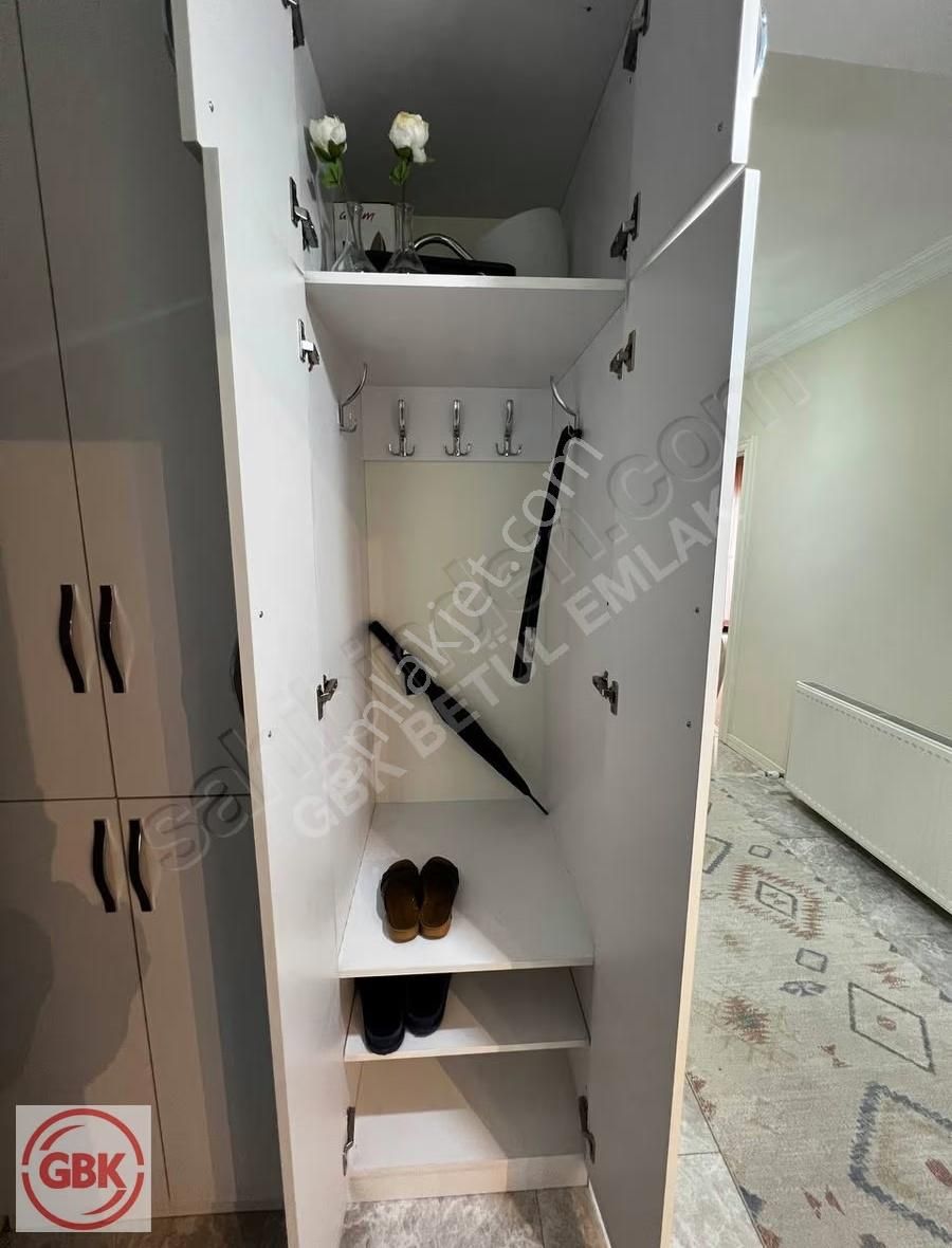 Açin Caddesinde Huzurlu Bir Yaşam: Bahçeli, Balkonlu 2+1 Daire - Görsel 15