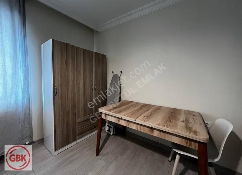 Açin Caddesinde Huzurlu Bir Yaşam: Bahçeli, Balkonlu 2+1 Daire - Görsel 16