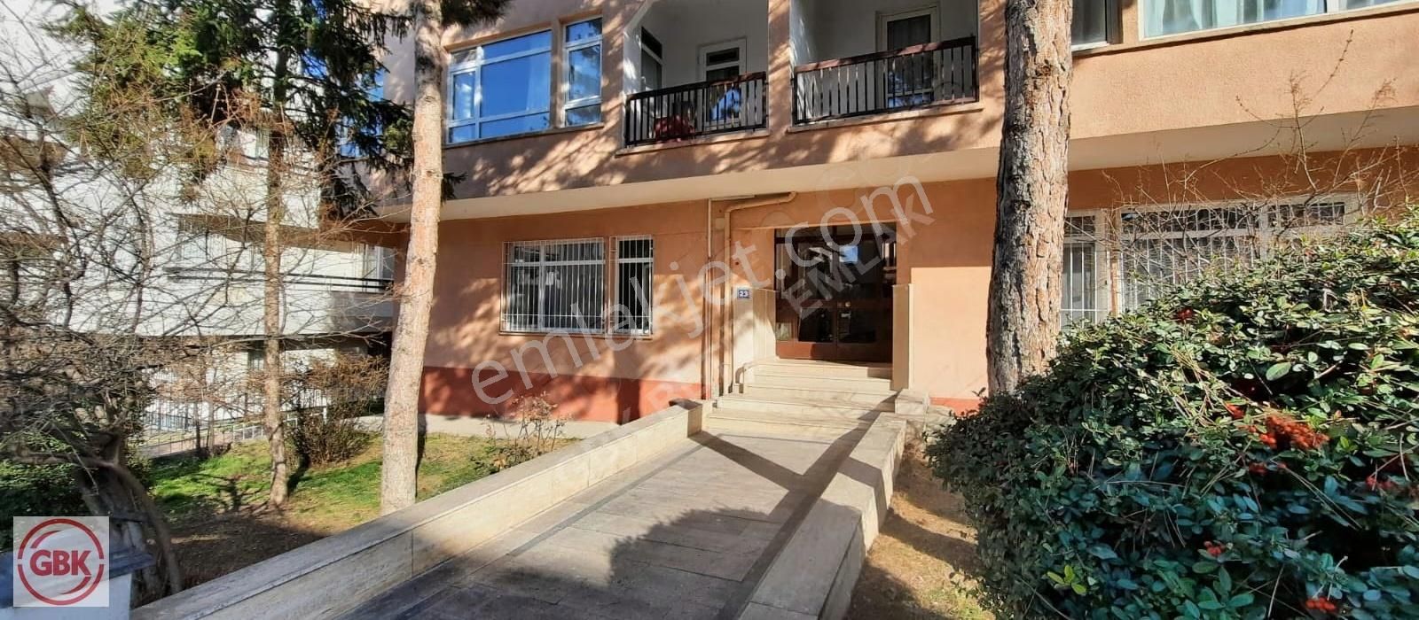 Turgutlu Sokak Giriş Kat 2+1 Kiralık Daire