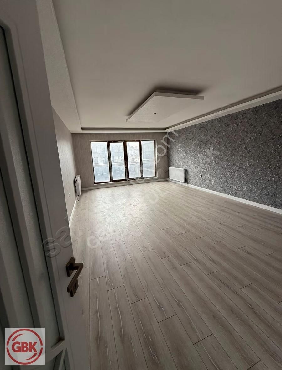 Aşıkpaşa'da Panoramik Manzaralı | Sıfır | Geniş M² 3+1 Satılık - Görsel 24