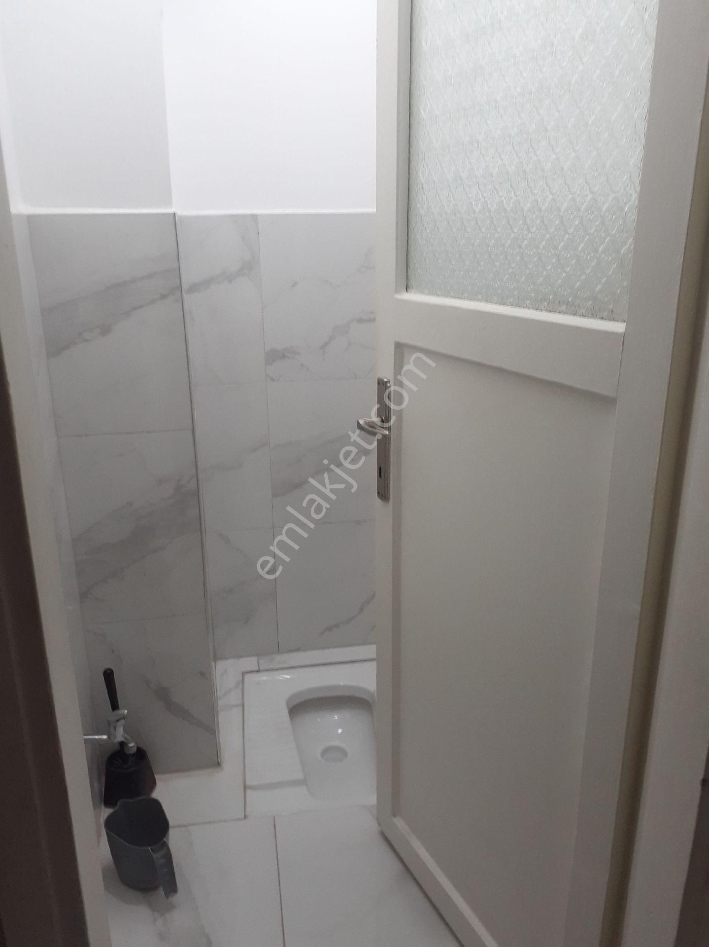 Fatih... Kocamustafapaşa Sümbülefendi Uykudede Mevkisinde Kiralık Otoparklı - Görsel 20