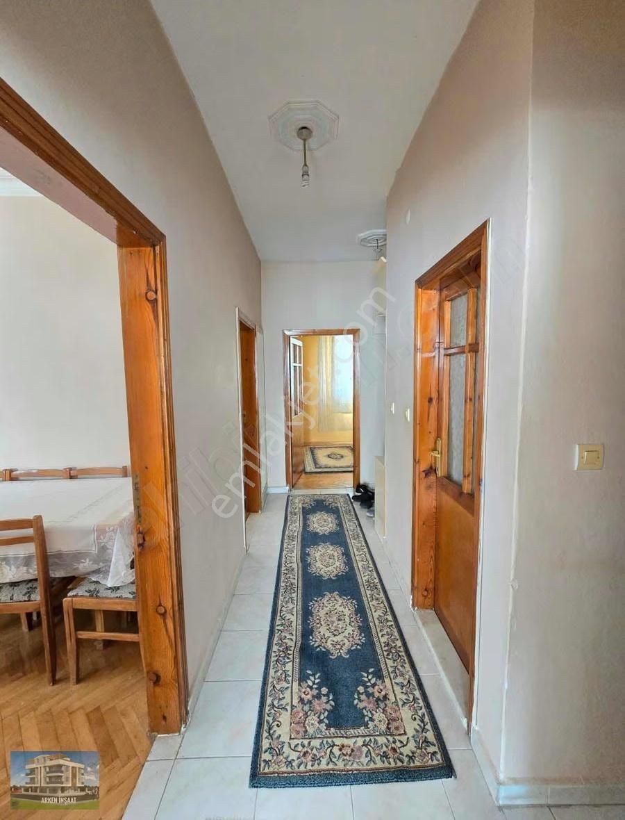 Cumhuriyet Mah. Arakat Asansörlü Satılık 3+1 Ayrı Mutfaklı Daire - Görsel 5