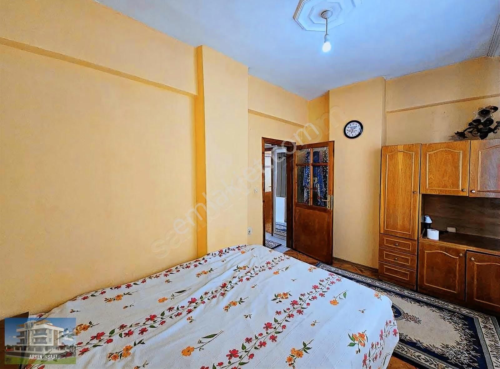 Cumhuriyet Mah. Arakat Asansörlü Satılık 3+1 Ayrı Mutfaklı Daire - Görsel 28