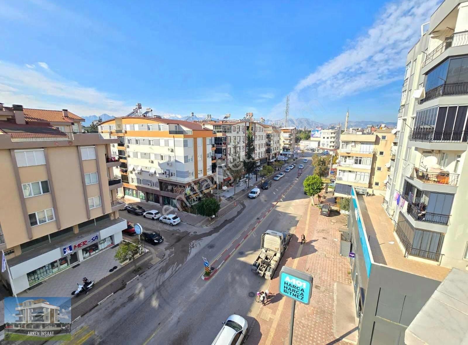 Cumhuriyet Mah. Arakat Asansörlü Satılık 3+1 Ayrı Mutfaklı Daire - Görsel 26