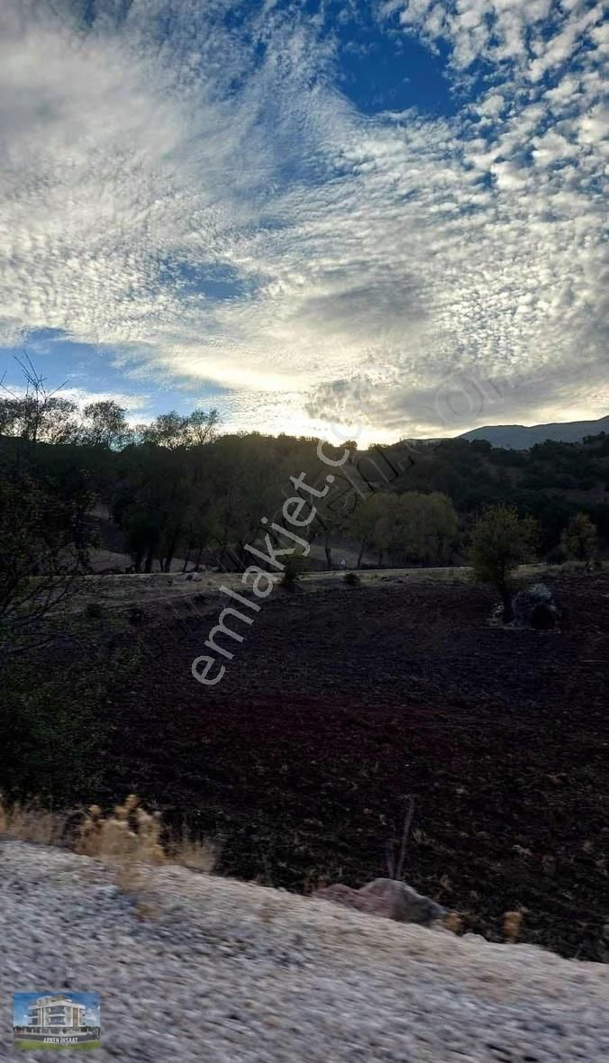 Korkuteli Güzle Yaylası Yazlık Tek Tapu Parsel Sultanlı Satılık - Görsel 4