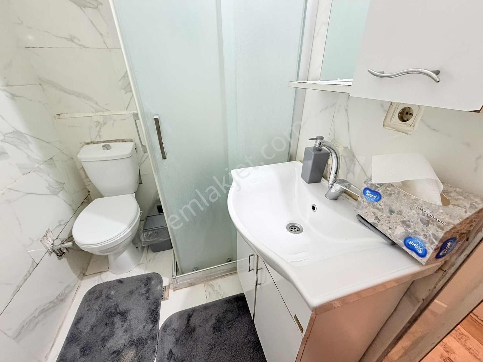 Üçyol Metro Yakını 2+1 Doğalgazlı Arakat Bakımlı "boş" Daire - Görsel 9