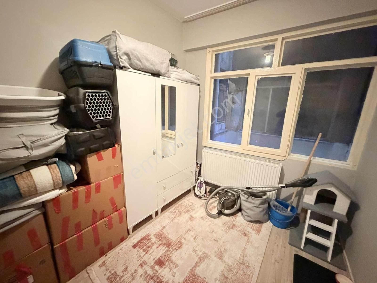 Üçyol Metro Yakını 2+1 Doğalgazlı Arakat Bakımlı "boş" Daire - Görsel 13