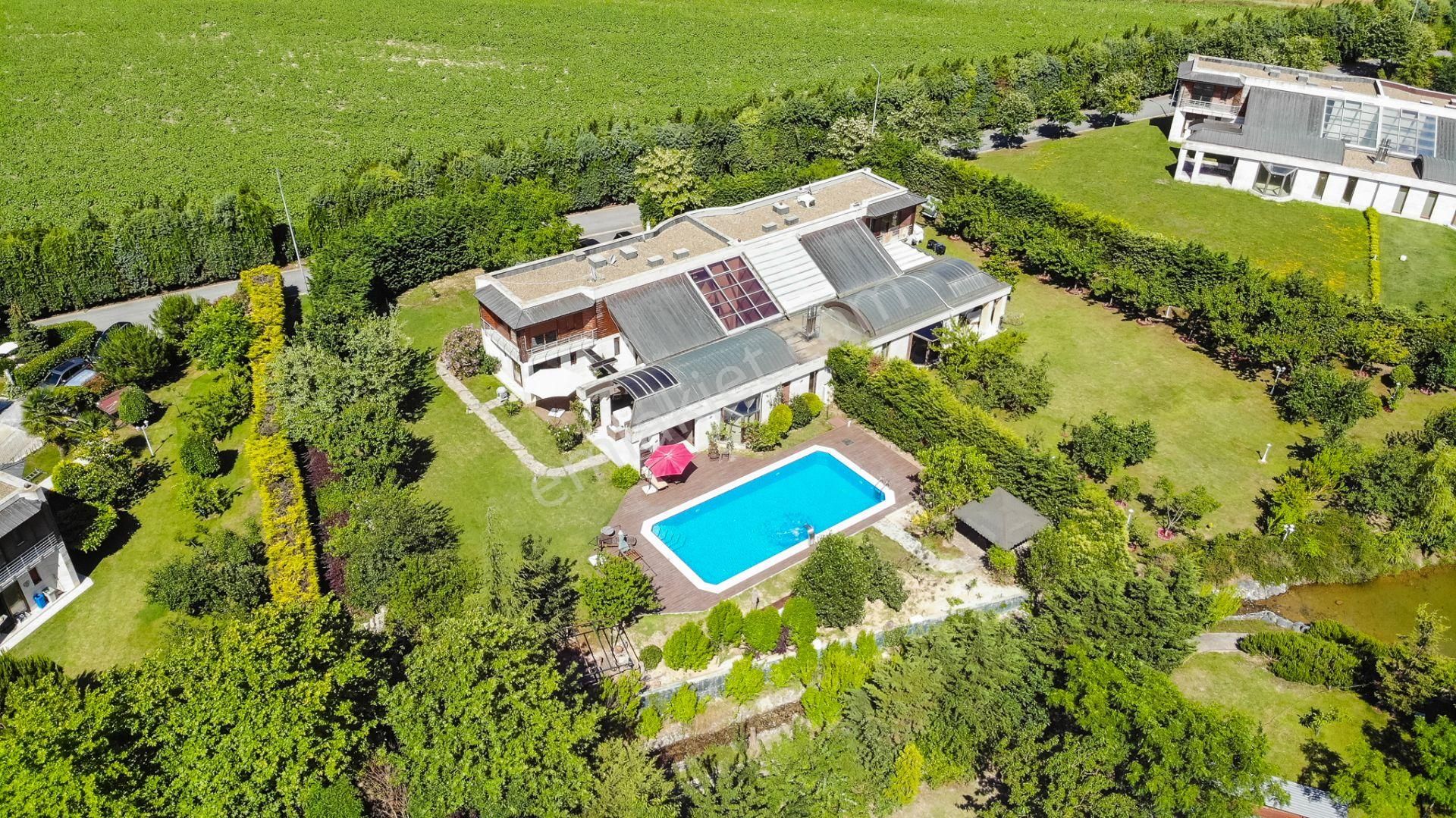 Karaağaç Vadipark Evlerinde Havuzlu Villa - Görsel 27