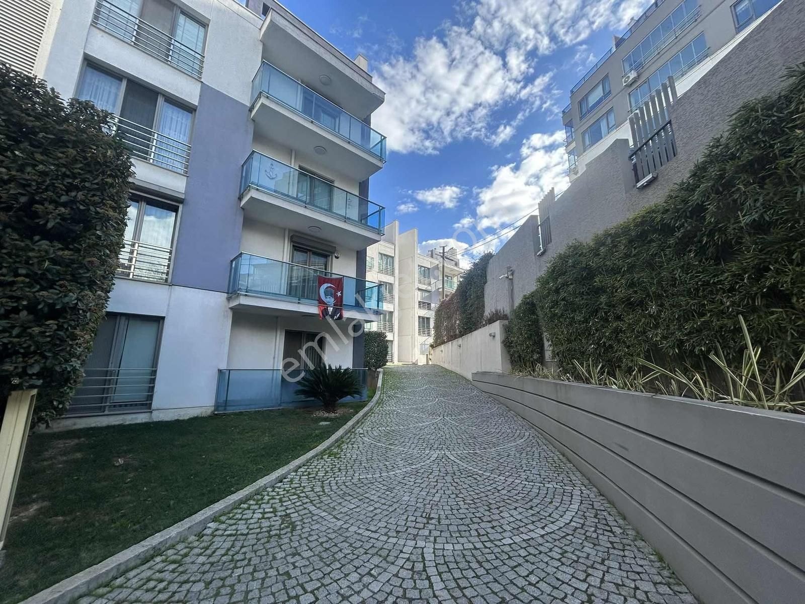 Nilüfer Beşevler Çamlıca Eğitimciler Sunrise Court 4+1 Satılık - Görsel 2