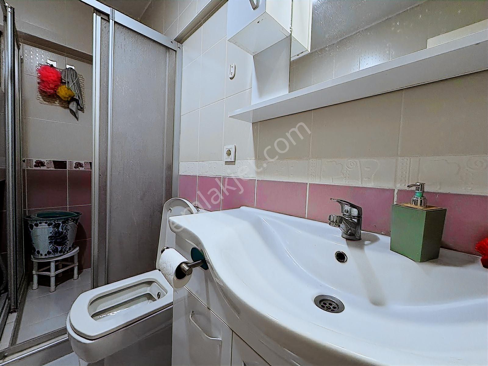 Kumburgazda Lüks Site İçinde Şömineli Havuz Manzaralı 2+1 Daire - Görsel 7