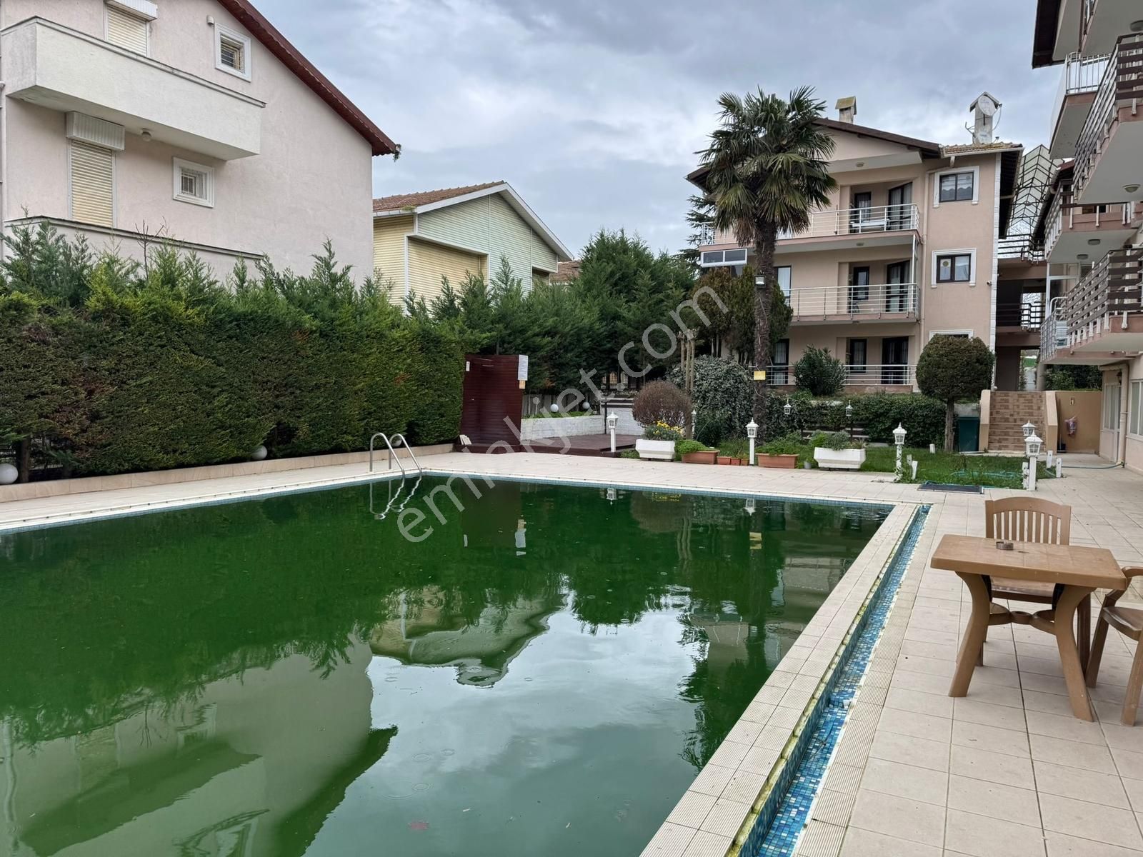 Kumburgazda Lüks Site İçinde Şömineli Havuz Manzaralı 2+1 Daire - Görsel 25