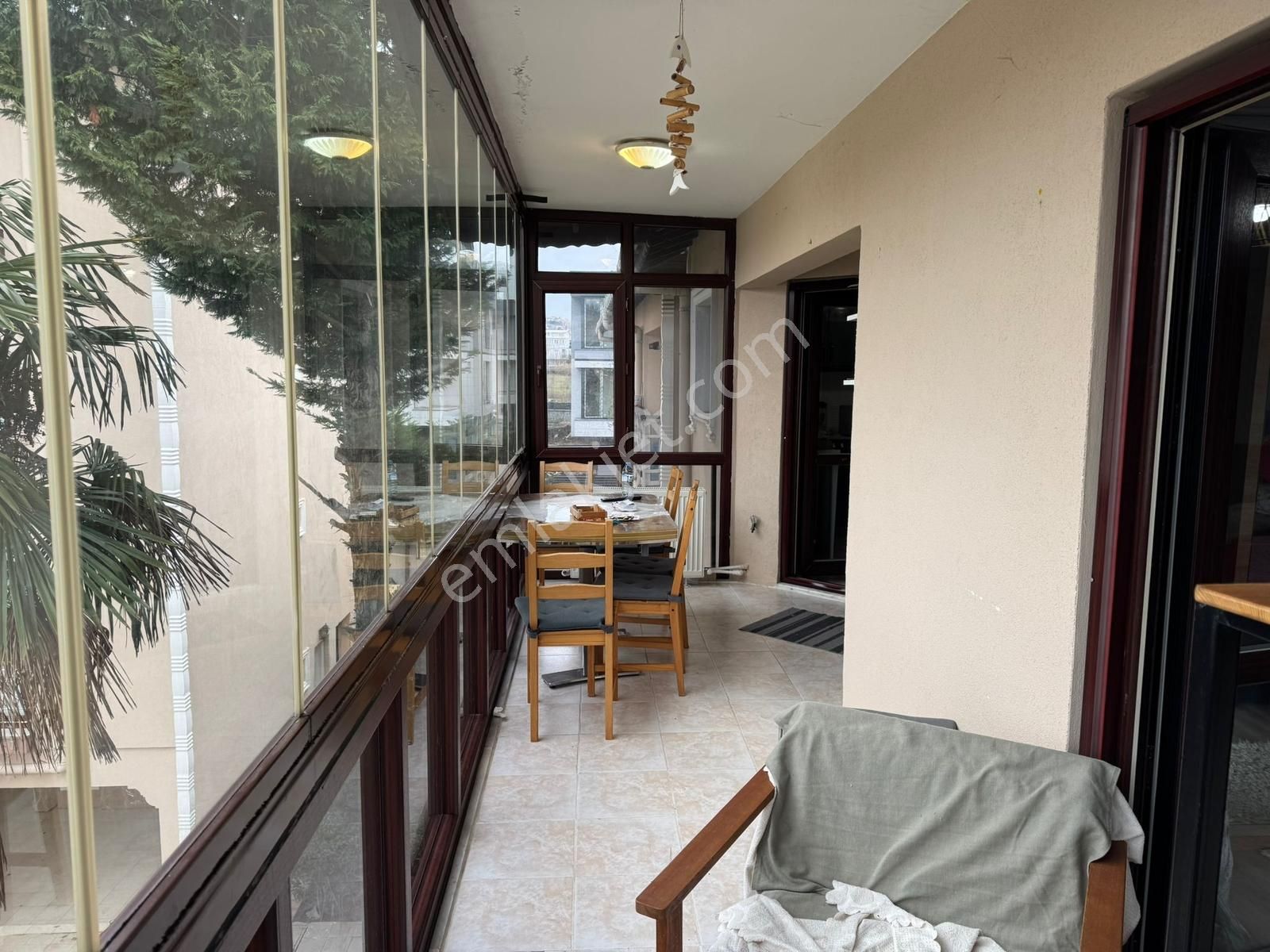 Kumburgazda Lüks Site İçinde Şömineli Havuz Manzaralı 2+1 Daire - Görsel 10