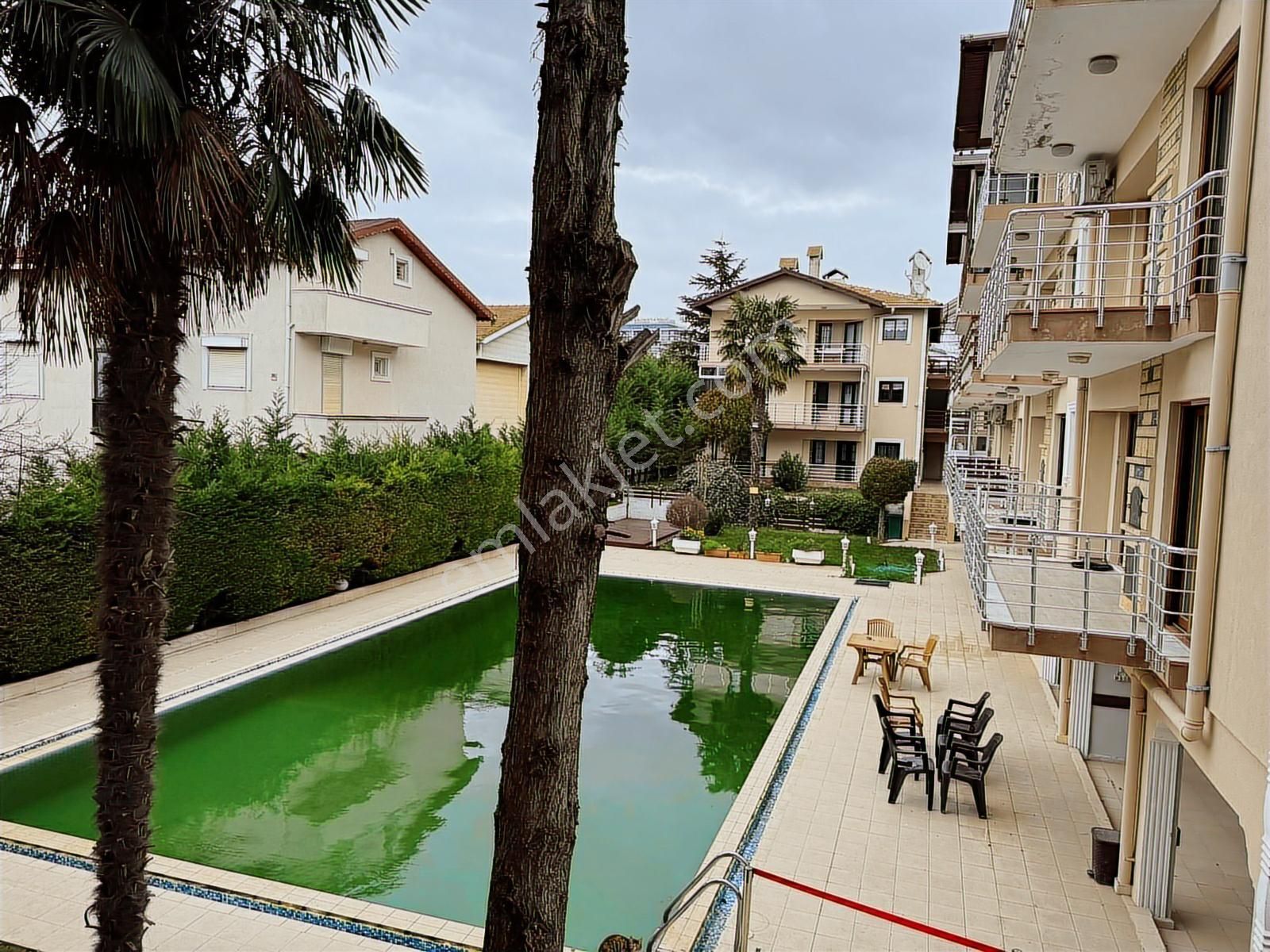 Kumburgazda Lüks Site İçinde Şömineli Havuz Manzaralı 2+1 Daire - Görsel 28