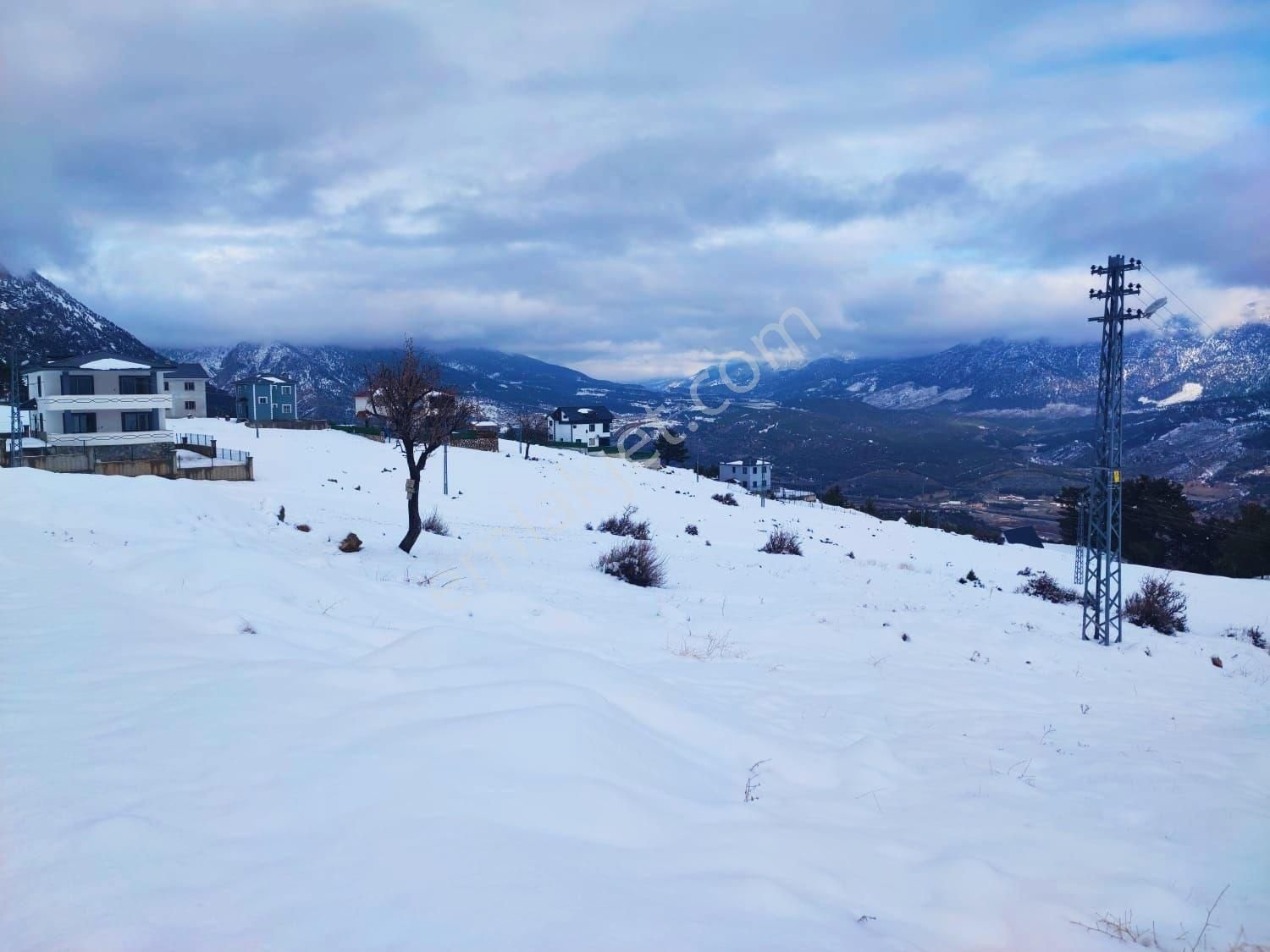 Pozantı Kar Emlak'tan Yeni Konacık Bozkırlı Mevkiinde Yaylalık 400 M2 Satılık Arsa - Görsel 18