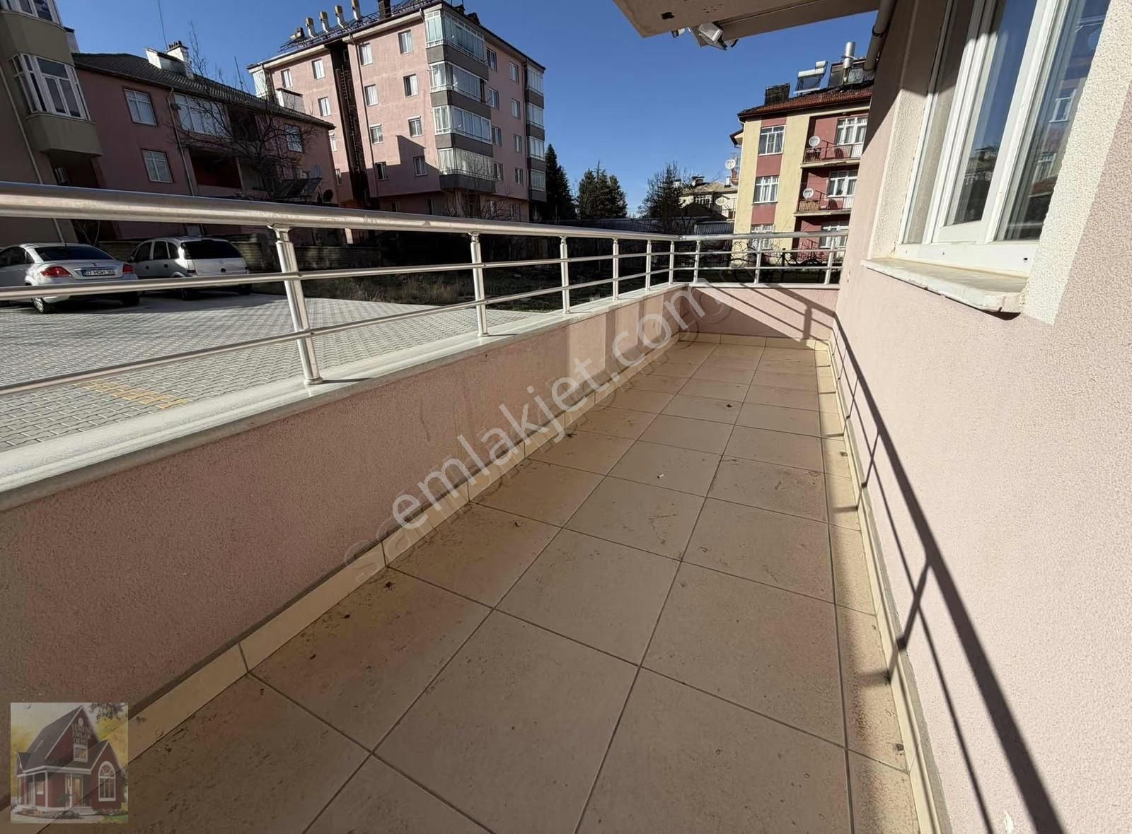 3+1 Şehir Merkezinde Satılık Daire - Görsel 23