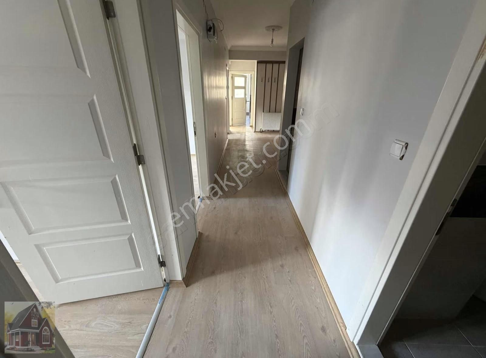 3+1 Şehir Merkezinde Satılık Daire - Görsel 4