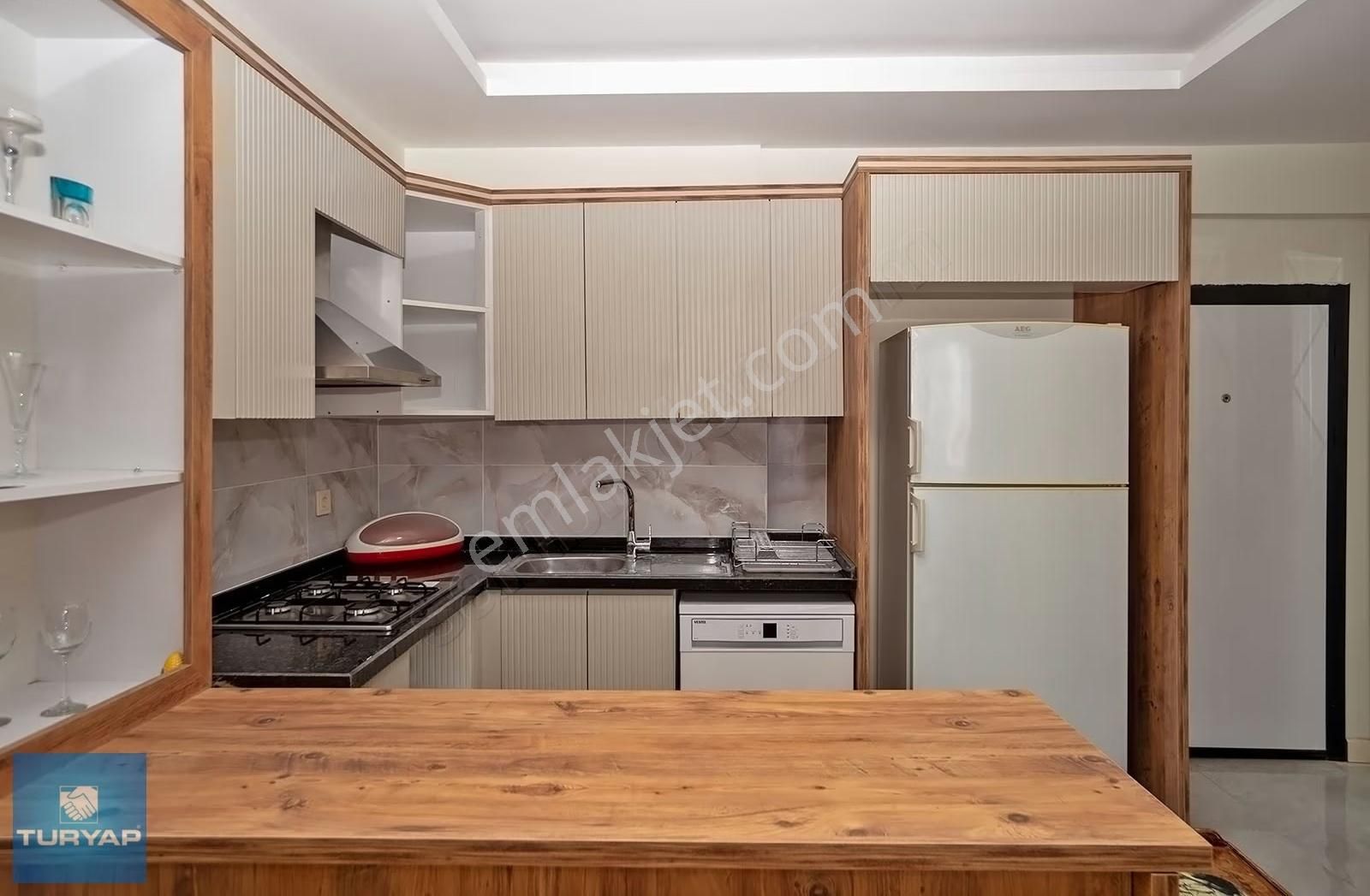 Tömük'te Havuzlu Mobilyalı 1+1 Kiralık - Görsel 19