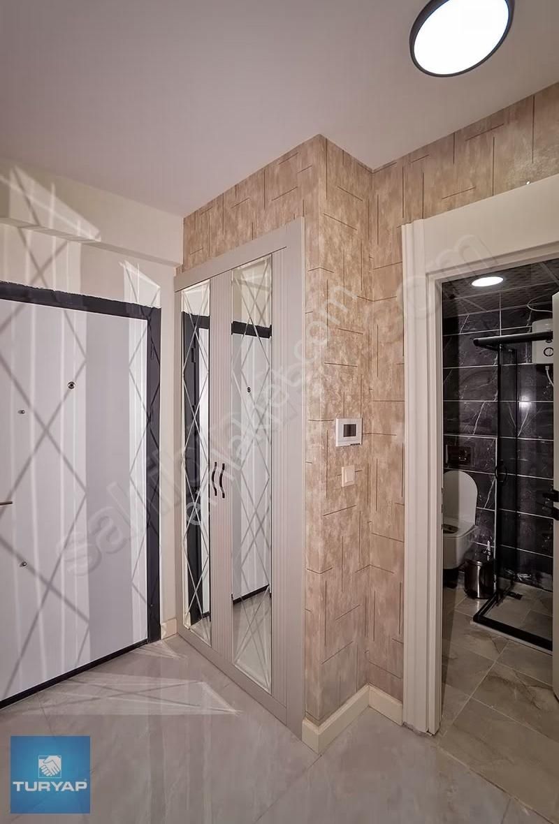 Tömük'te Havuzlu Mobilyalı 1+1 Kiralık - Görsel 6