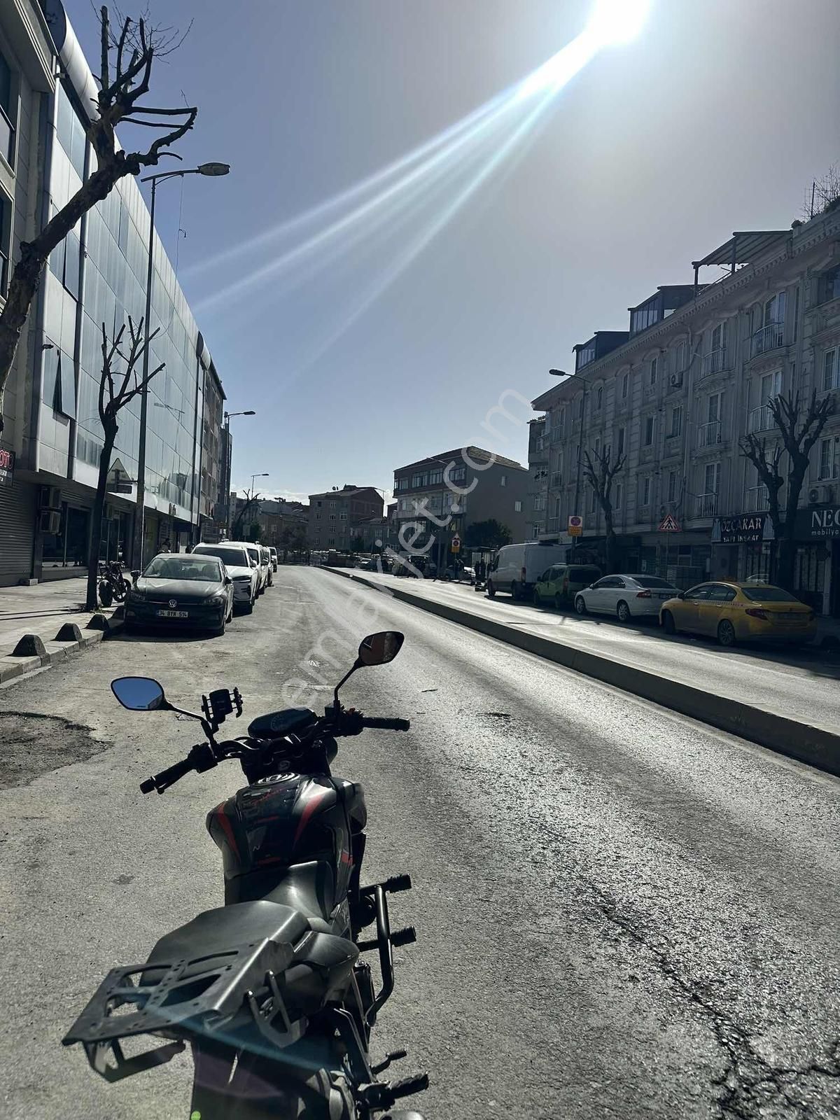 2+1 Cadde Üzeri Geniş Daire Çatı İle Beraber - Görsel 10