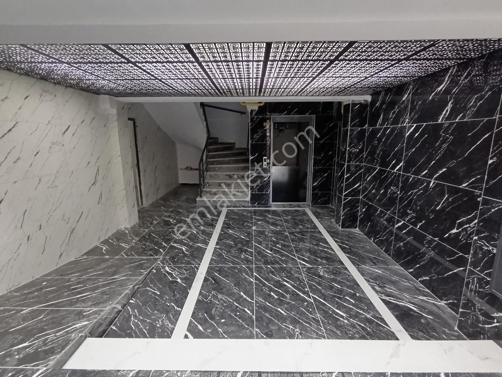 Kr Unity'den Zafer'de Asansörlü Yerden Isıtmalı 1+1 Daire - Görsel 11