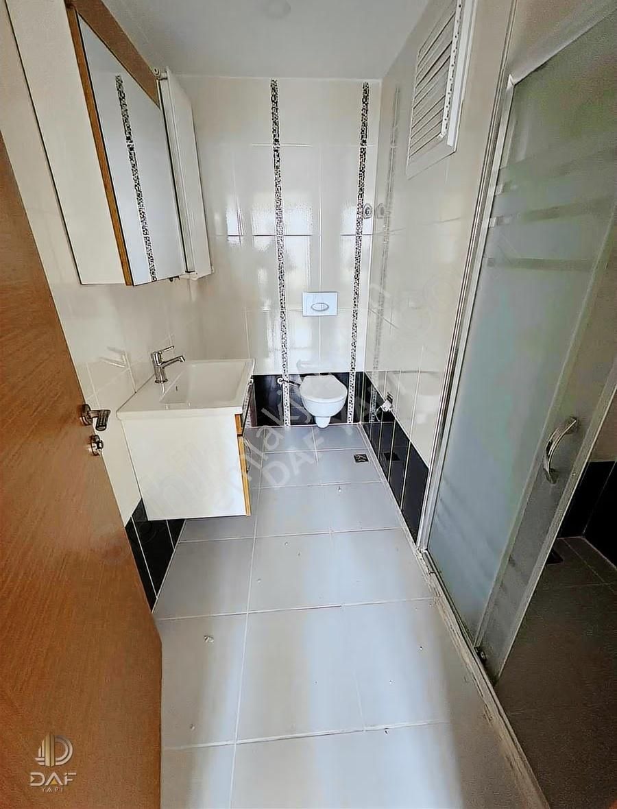 Güvenlikli Otoparklı Vefa 1 Konutlarında Kiralık Ara Kat - Görsel 10