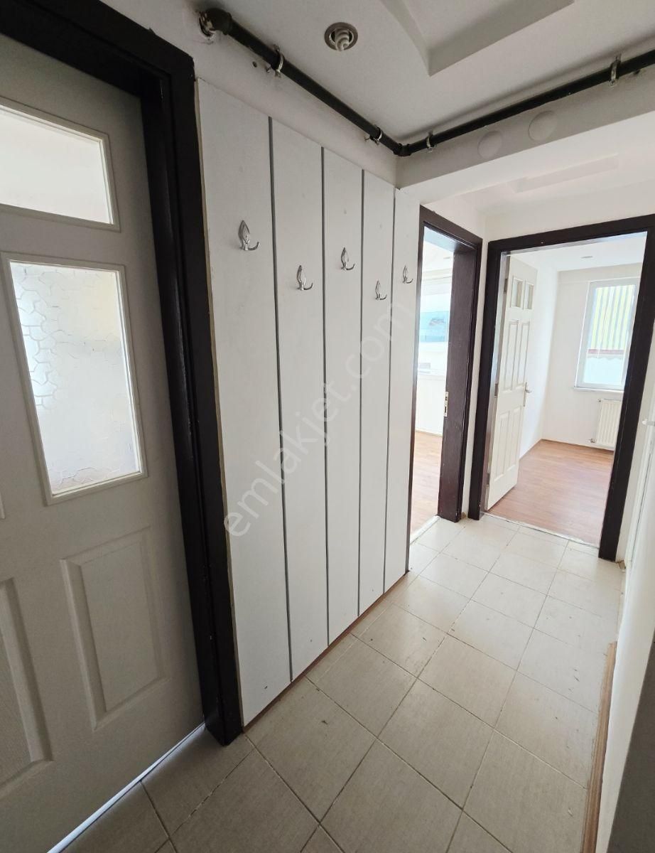 Karaman Mh'de, Salı Pazarı Mevki 2+1 Çift Balkonlu Daire - Görsel 3