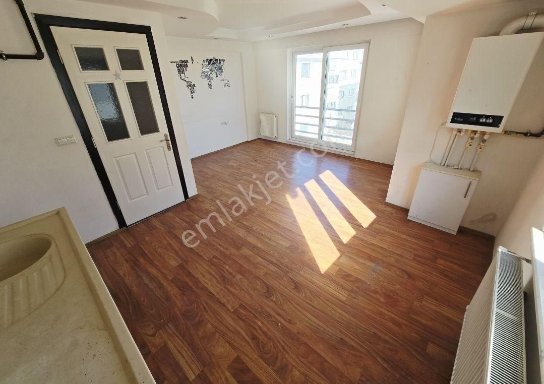 Karaman Mh'de, Salı Pazarı Mevki 2+1 Çift Balkonlu Daire - Görsel 17