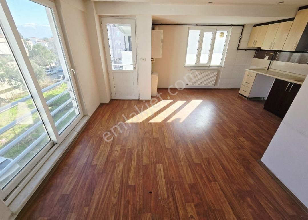 Karaman Mh'de, Salı Pazarı Mevki 2+1 Çift Balkonlu Daire - Görsel 12