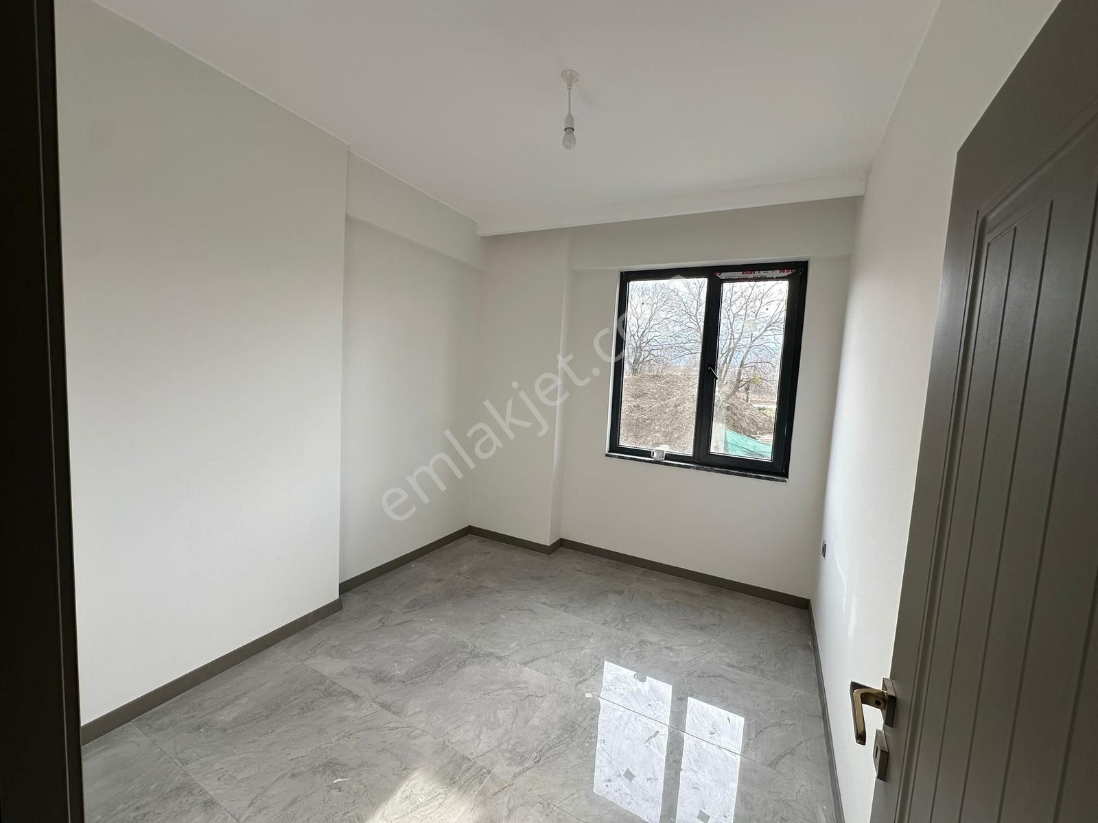 Alp Gayrimenkulden Sakarya Arifiyede Satılık 3+1 Yüksek Daire - Görsel 13