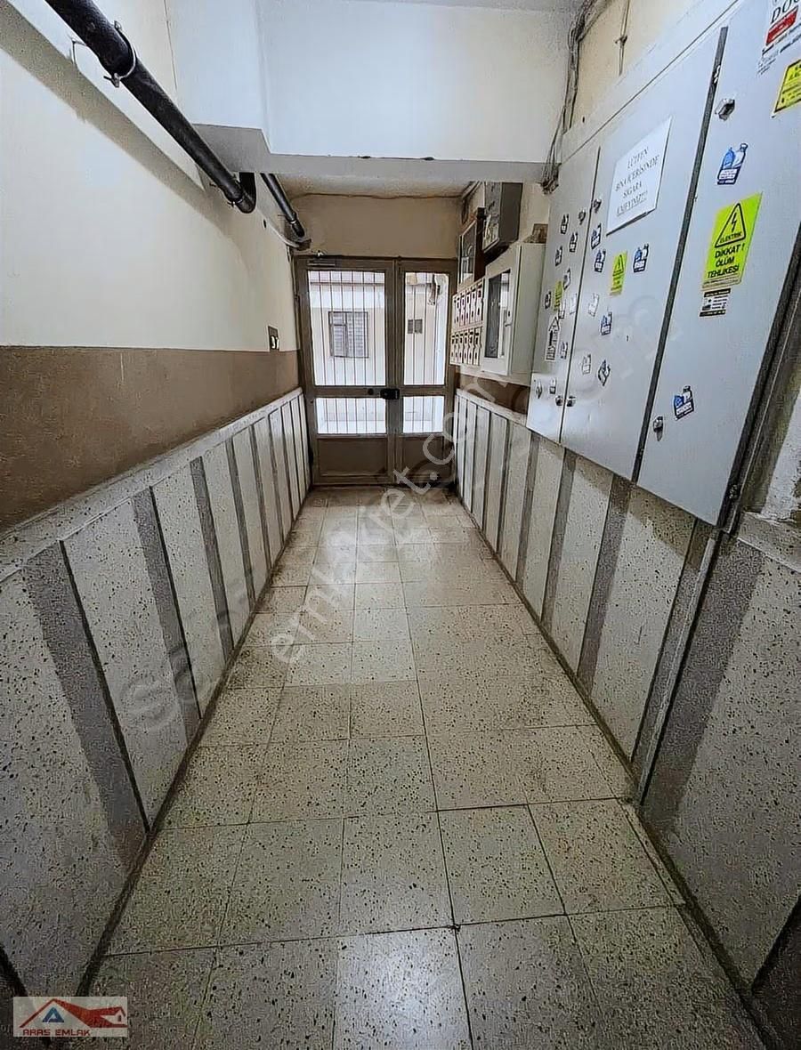 B.onat Cadde Üzeri Katta Boş Veya Eşyalı Kullanışlı Ferah Daire - Görsel 6