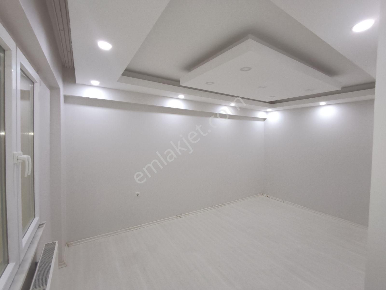 2+1 Kiralık Daire Hürriyet Mah Kubbeli Cami Yakini - Görsel 4